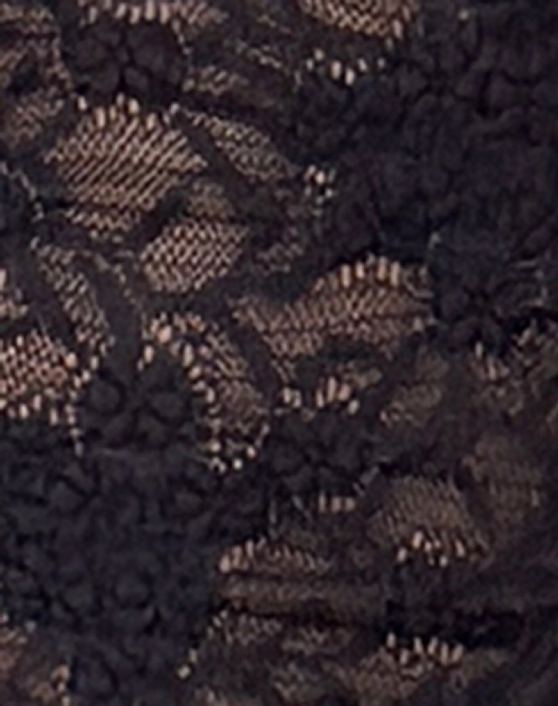 Melvina Bandeau Top und Shrug Set aus Spitze Schwarz - Image 6