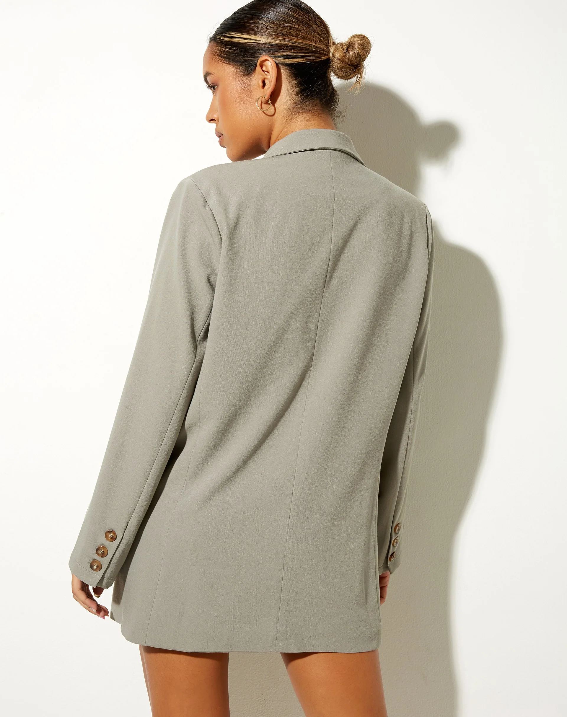Meva Blazerkleid in Grün Beige - Image 2