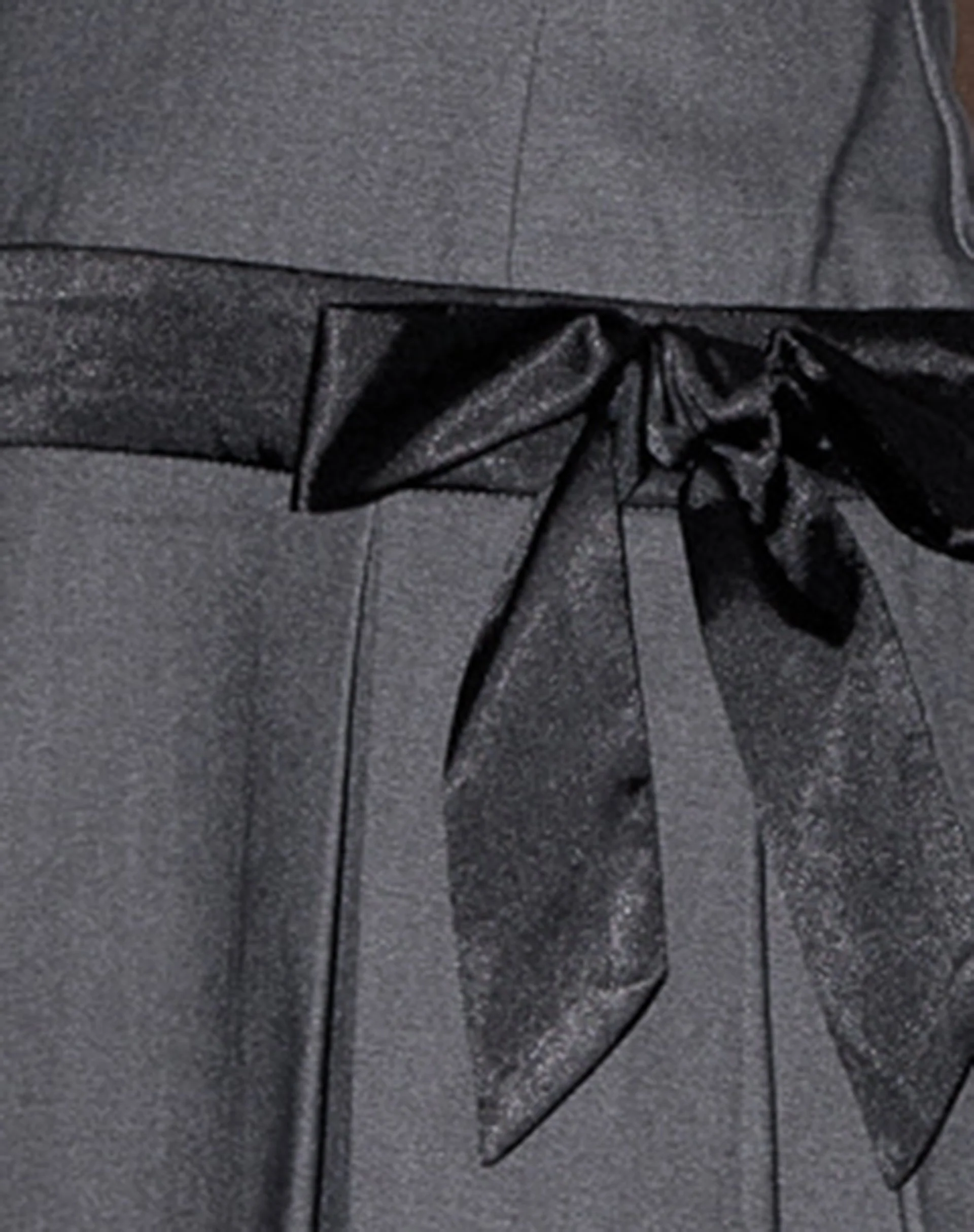 Michelia Plissee-Minikleid in Grau - Image 6