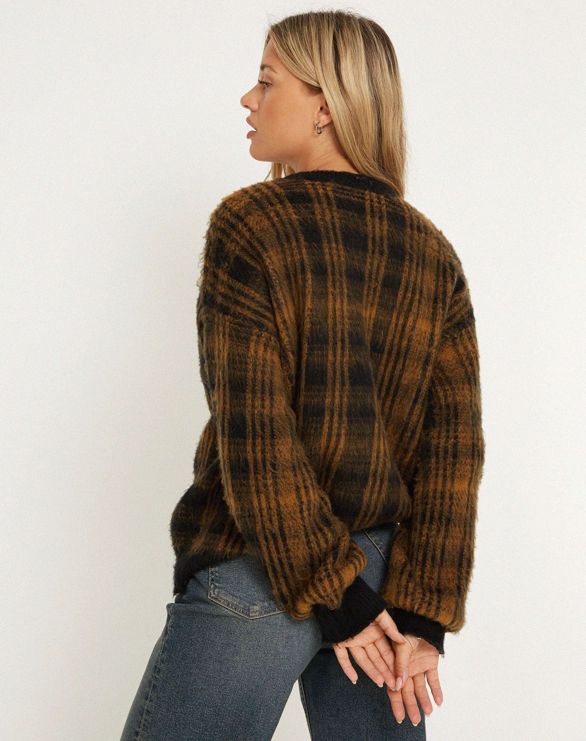 Mihail Strickpullover in Schwarzbraun - Image 3