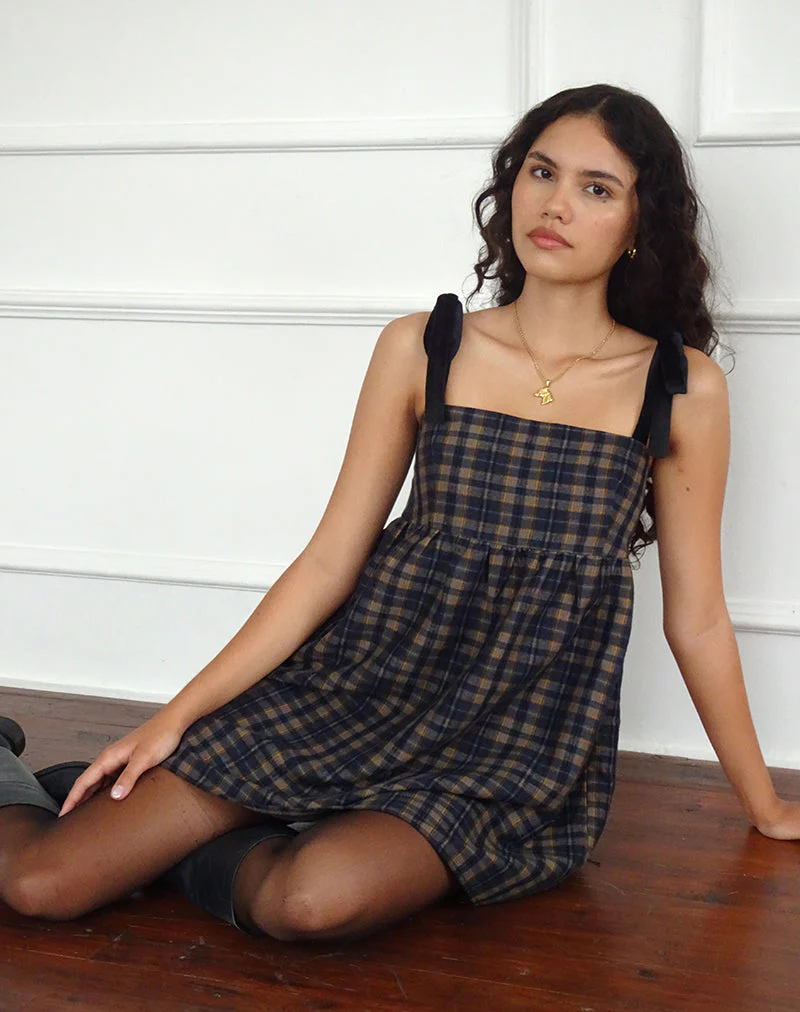 Mikayla Minikleid mit quadratischem Ausschnitt in Navy und Senfkaro - Image 4