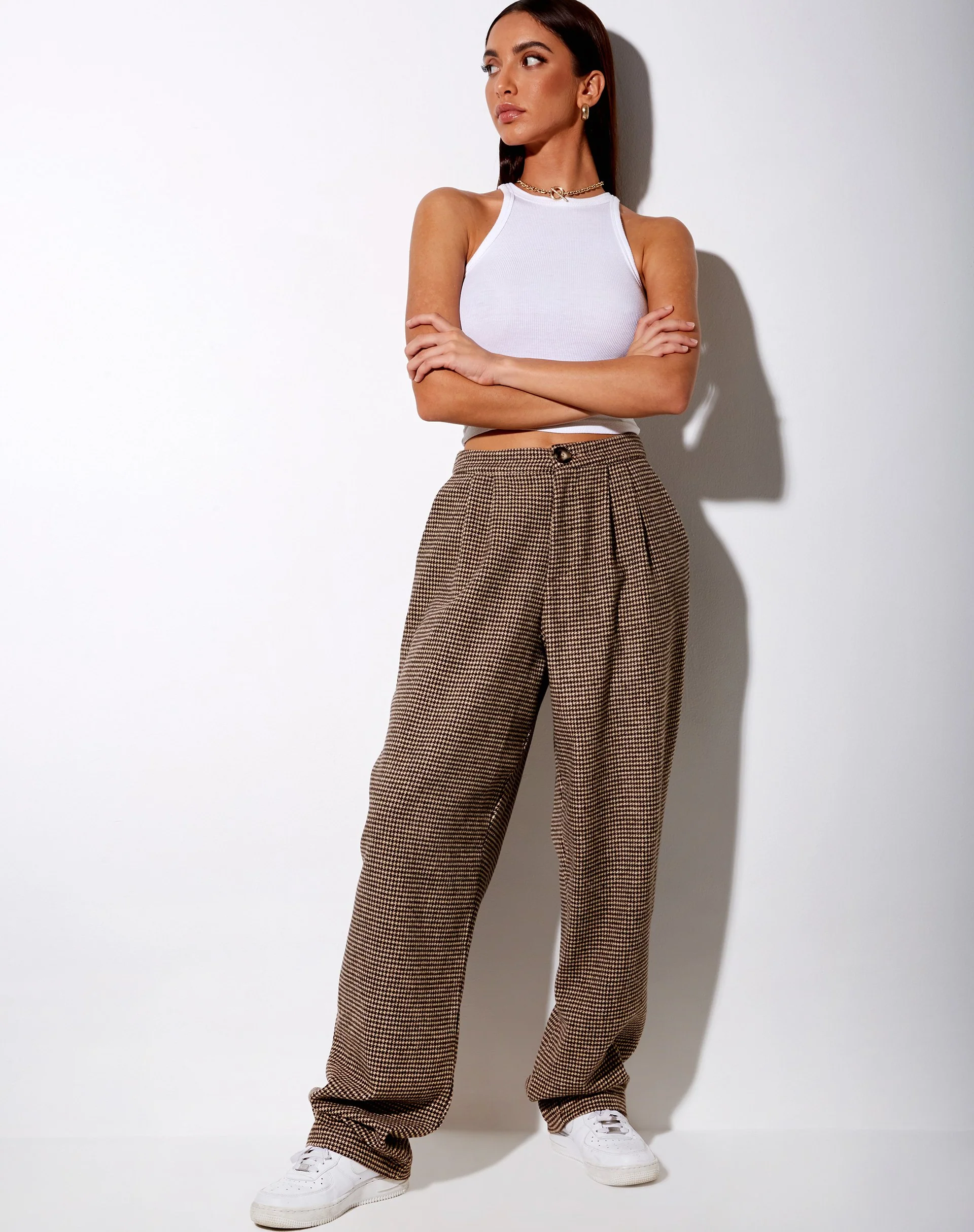 Misha Hose mit weitem Bein aus Houndstooth Braun - Image 4