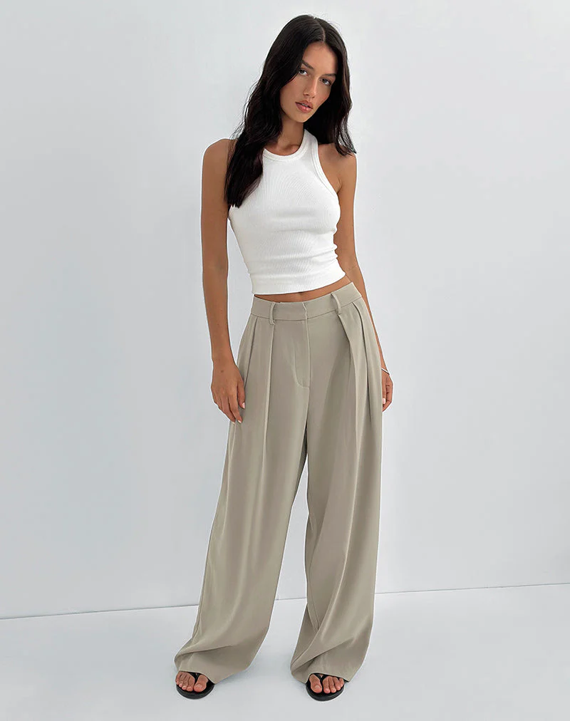 Nala Breite Bundfaltenhose in Taupe Tailoring - Image 5