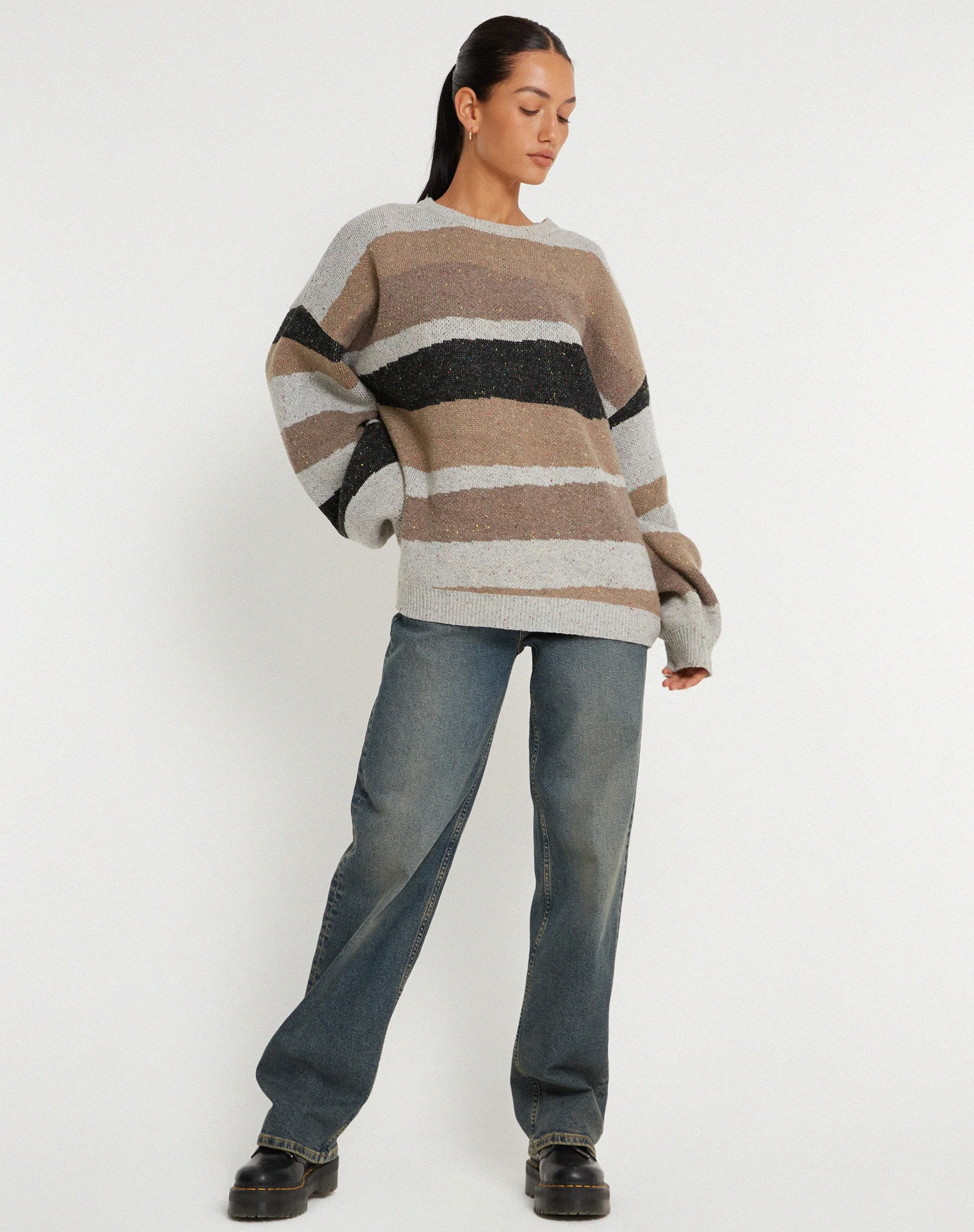 Namari-Pullover in abstraktem Grau und Tan - Image 5