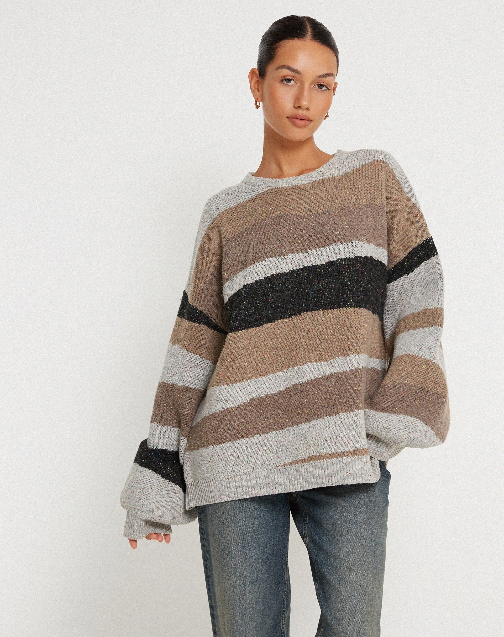 Namari-Pullover in abstraktem Grau und Tan - Image 6