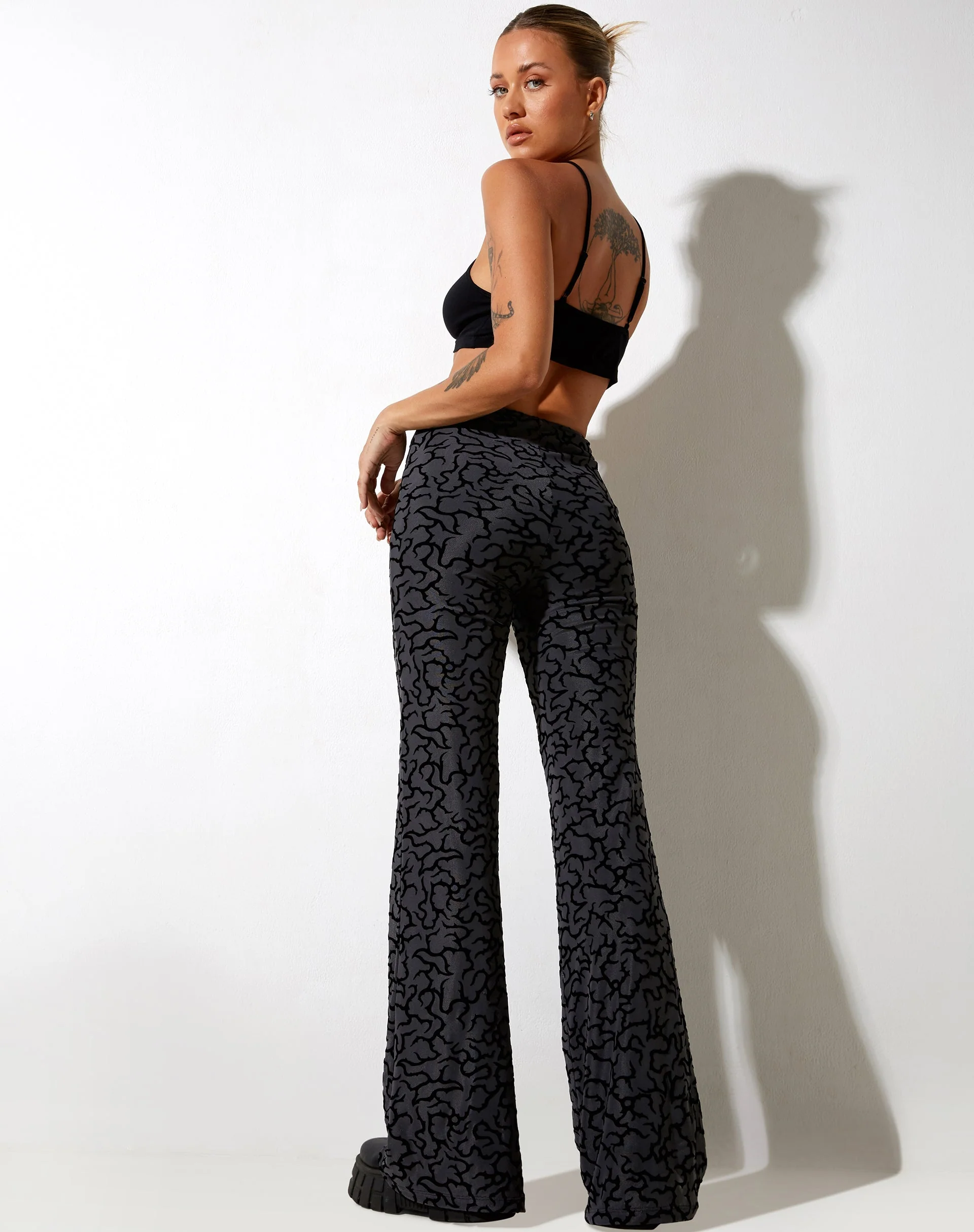 Nancha Schlaghose in Tribal Flock - Image 2