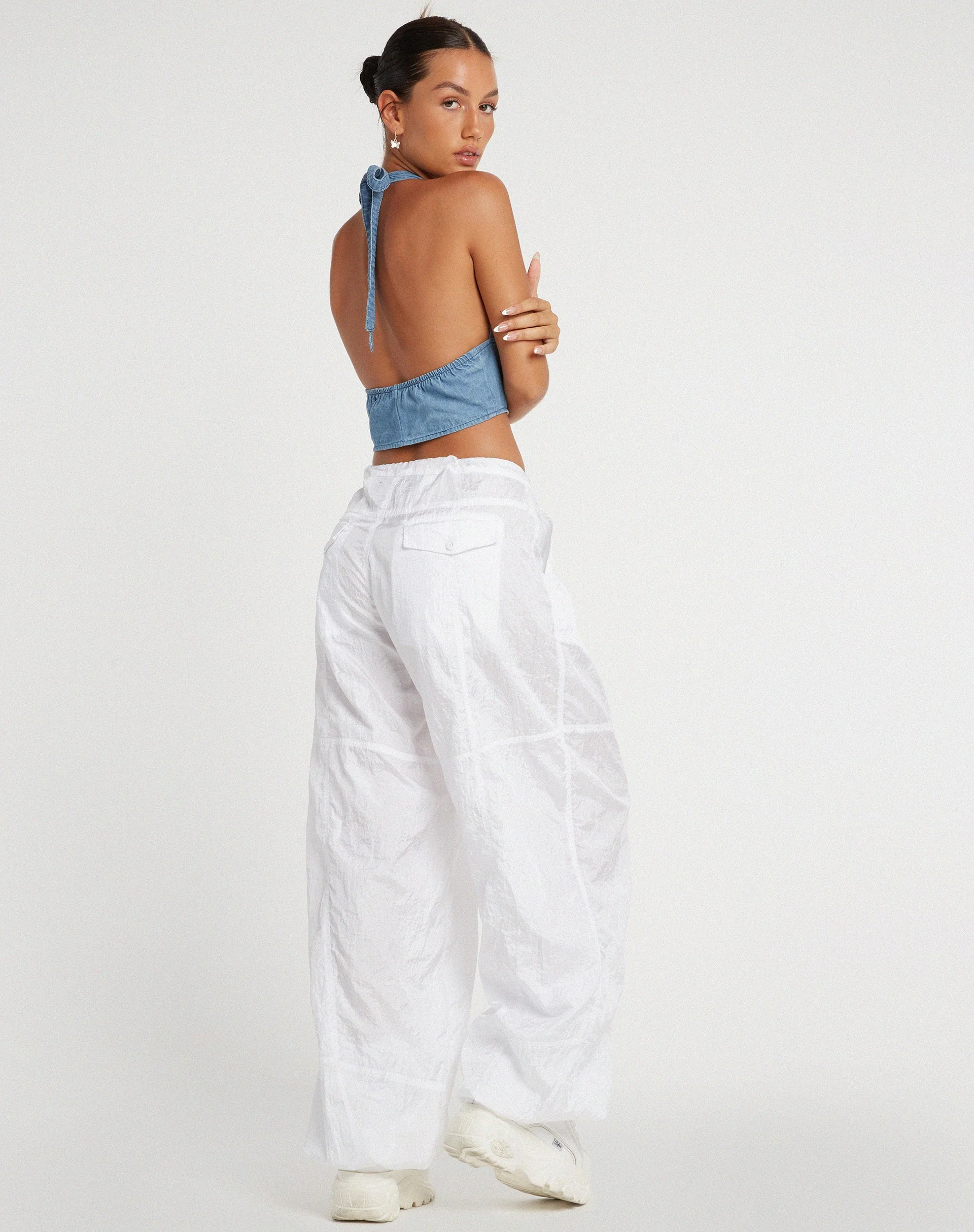 Nanda Neckholder-Top aus Denim Stone Wash Blau - Image 5