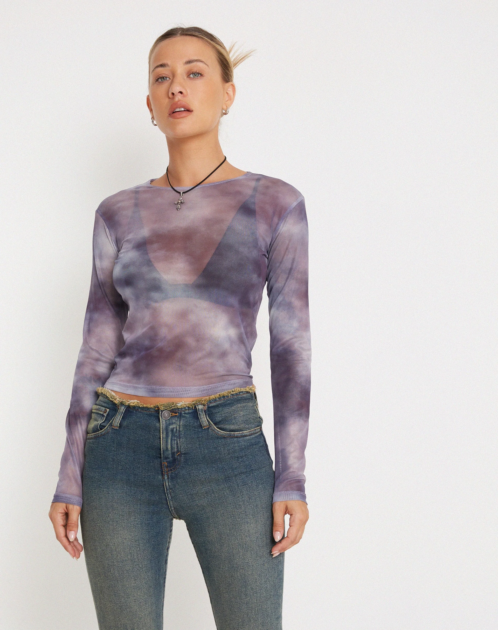 Narita Langärmeliges Mesh-Crop-Top in Smokey Gradients Lila