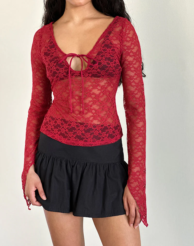 Natasha Tie Front Top aus Mari Lace Rot