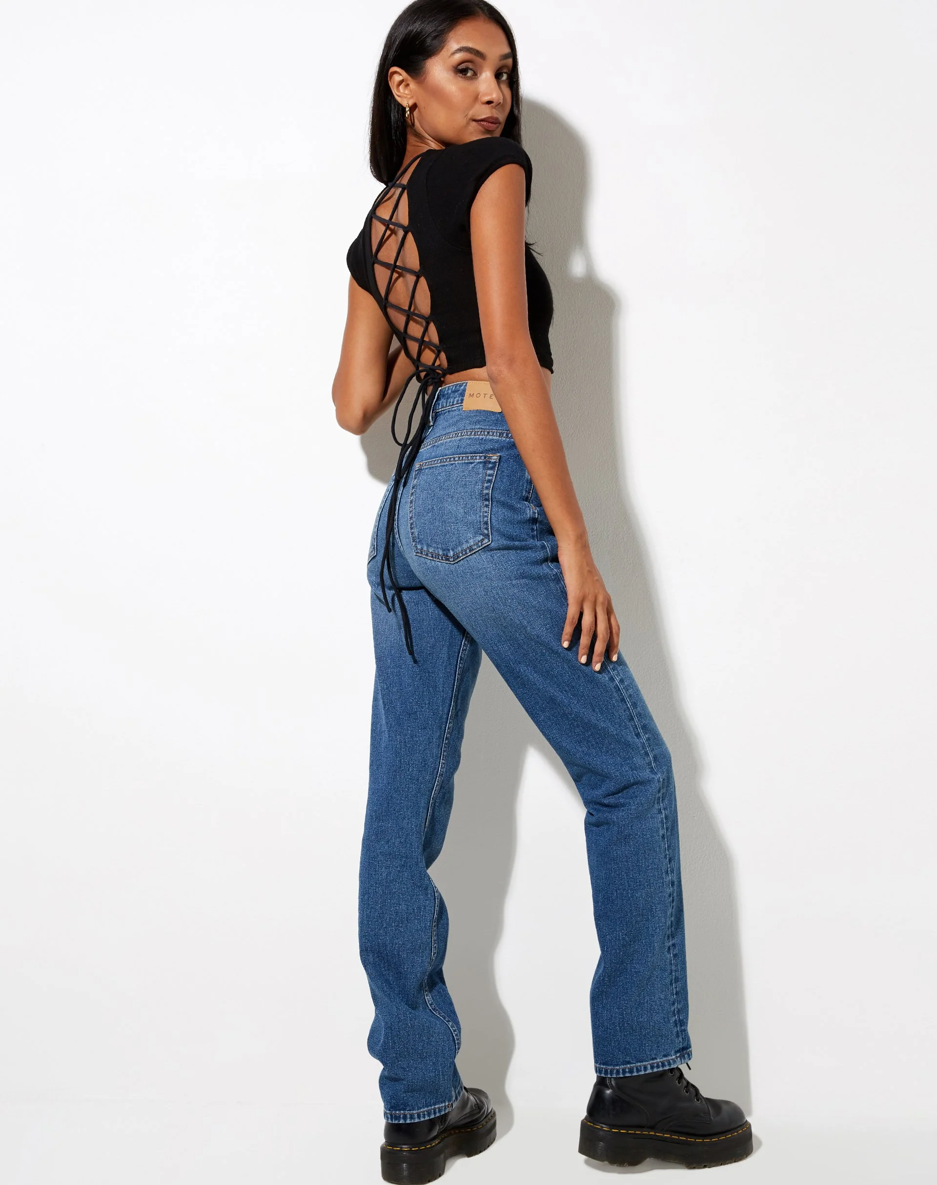 Natka Crop Top aus Rippe Schwarz - Image 3