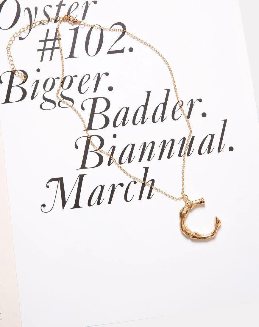 Halskette in Gold Buchstabe C