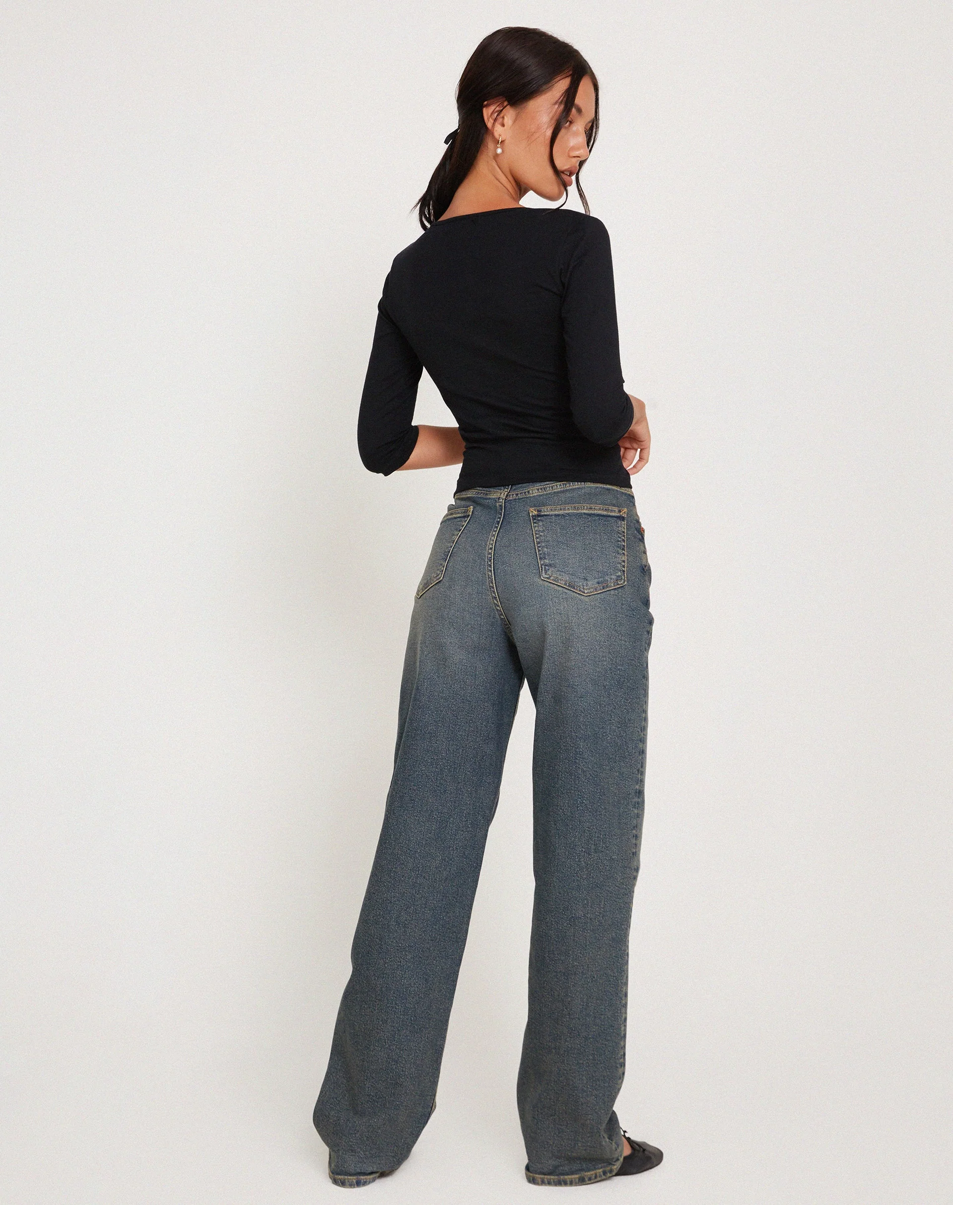 Neha Crop Top in Schwarz - Image 6
