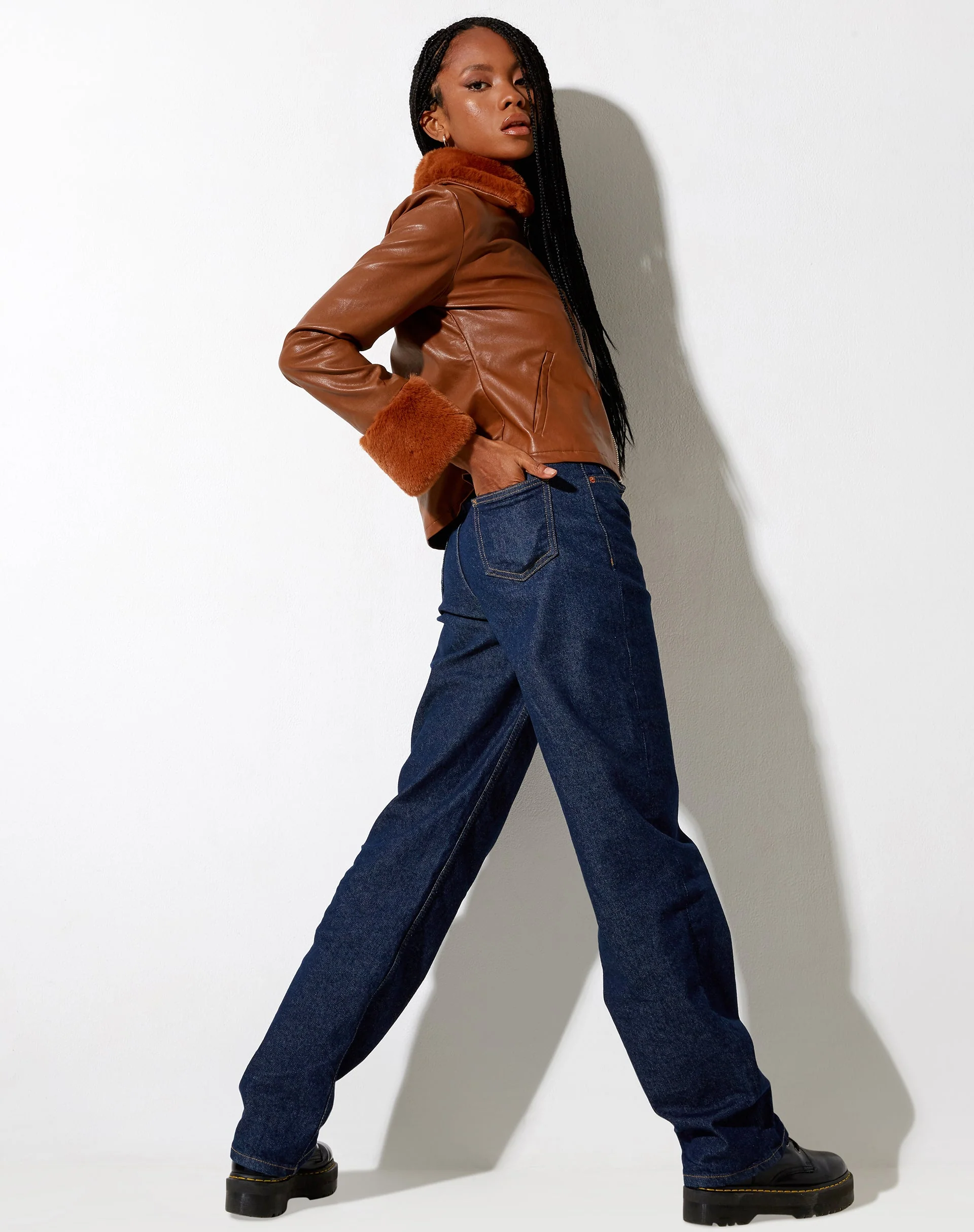 Neliya Jacke in Pu-Braun - Image 4