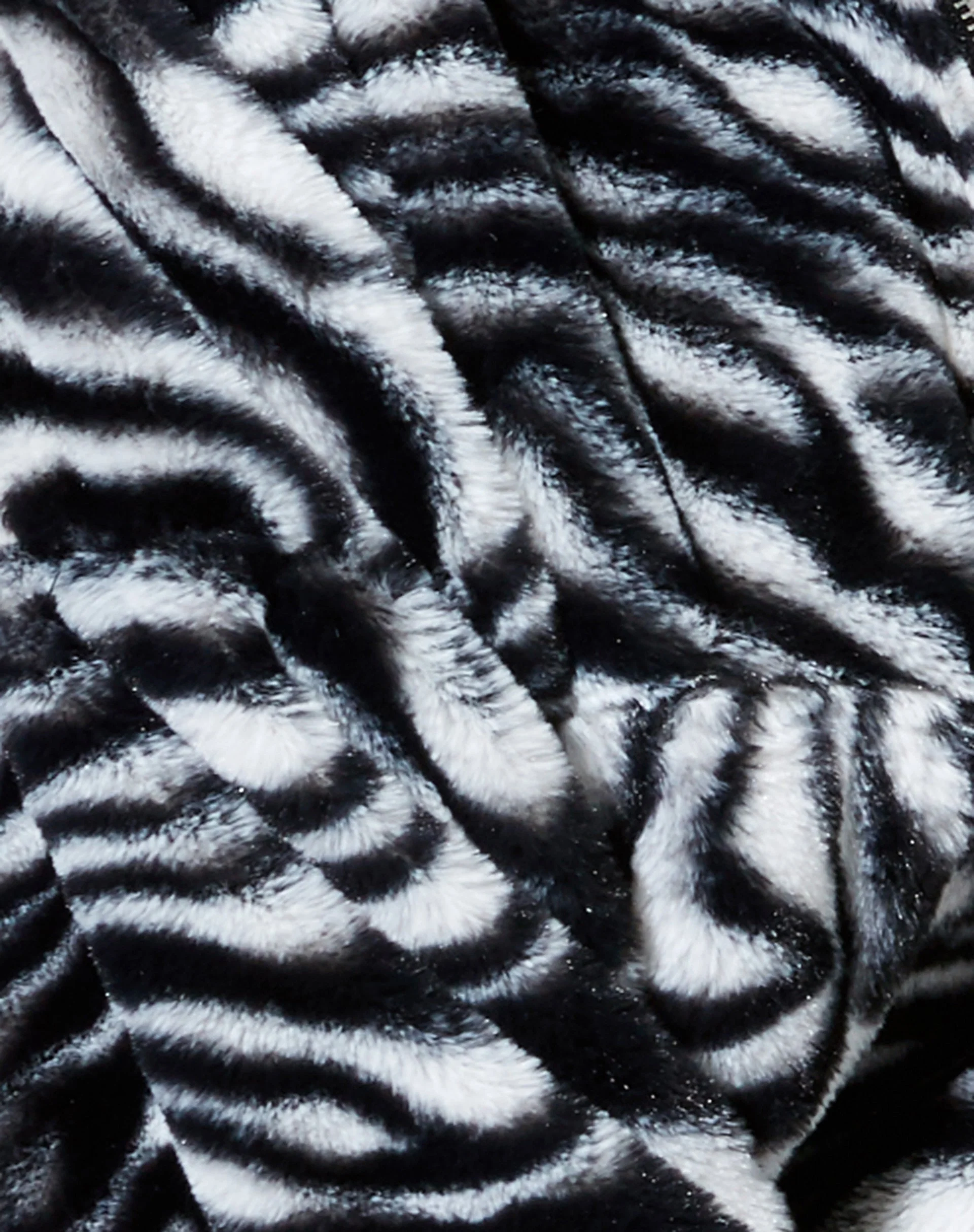 Nero Ring Pull Jacke in Zebra Schwarz und Weiß - Image 6