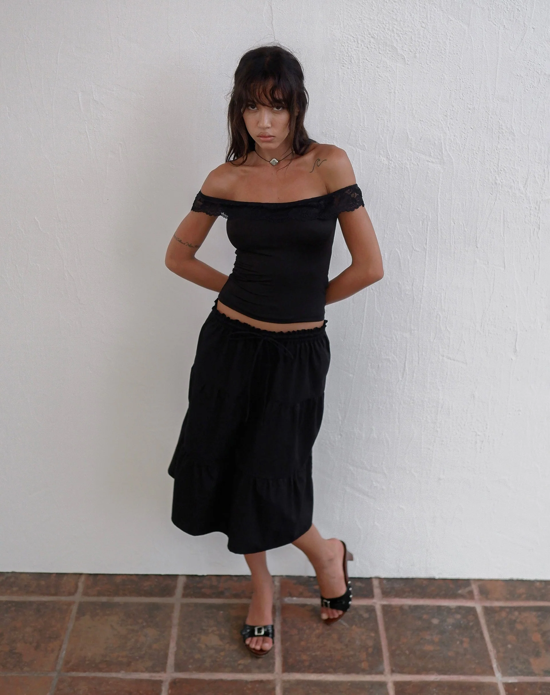 Nesel Bardot Top aus glitzernder Spitze Schwarz - Image 5