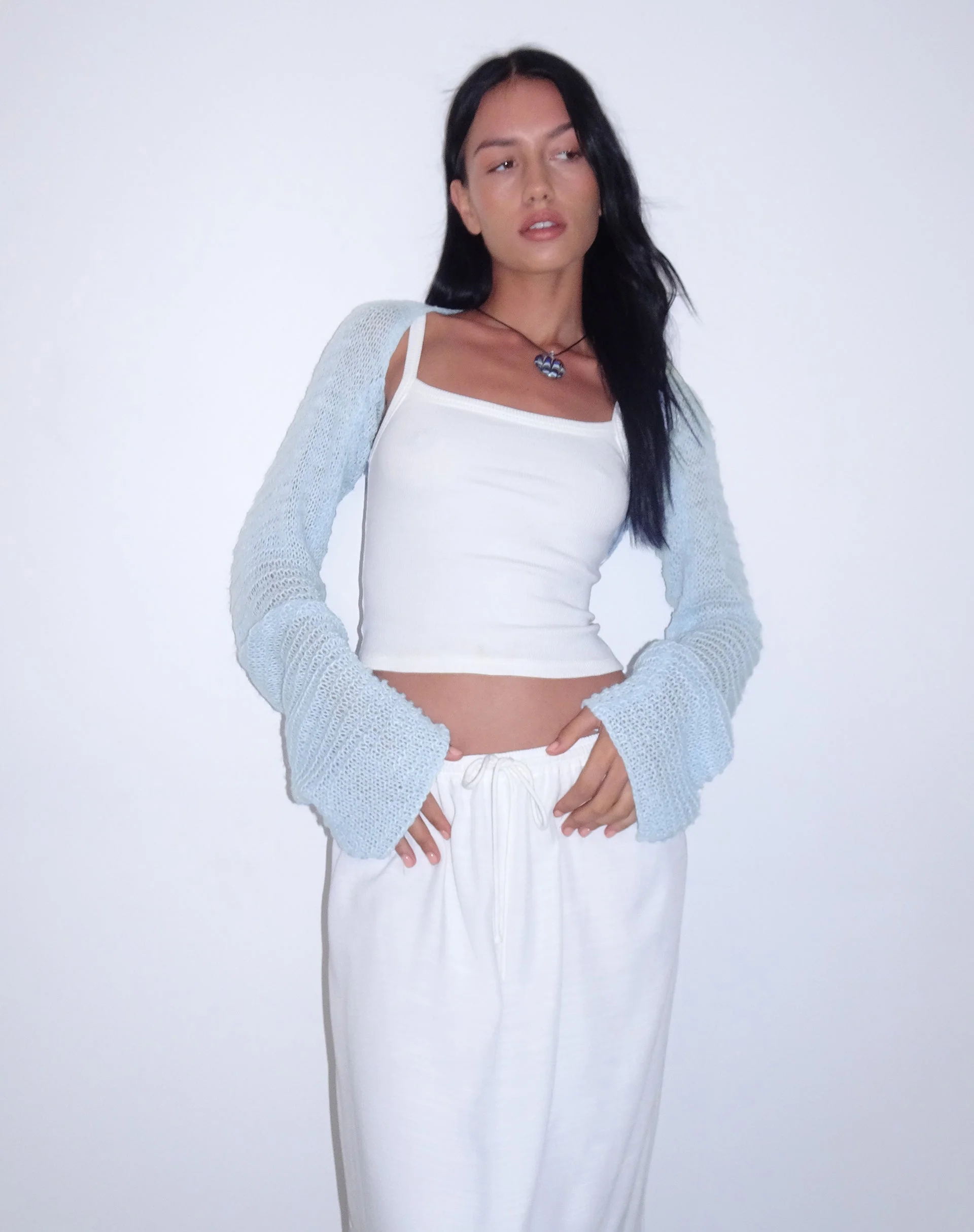Nobila Shrug Top in Babyblau