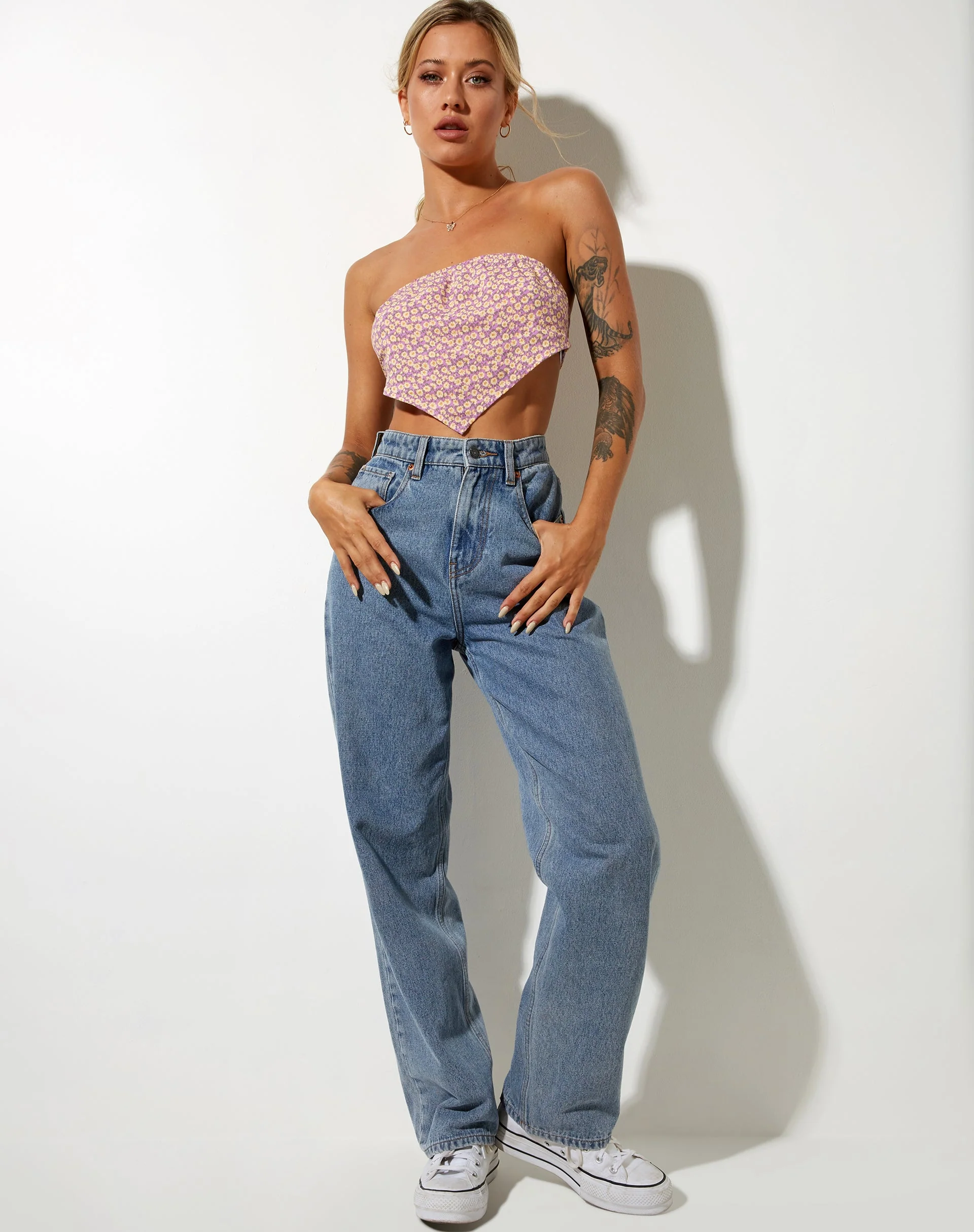 Nolda Crop Top in Flower Fun Flieder Zitrone - Image 3