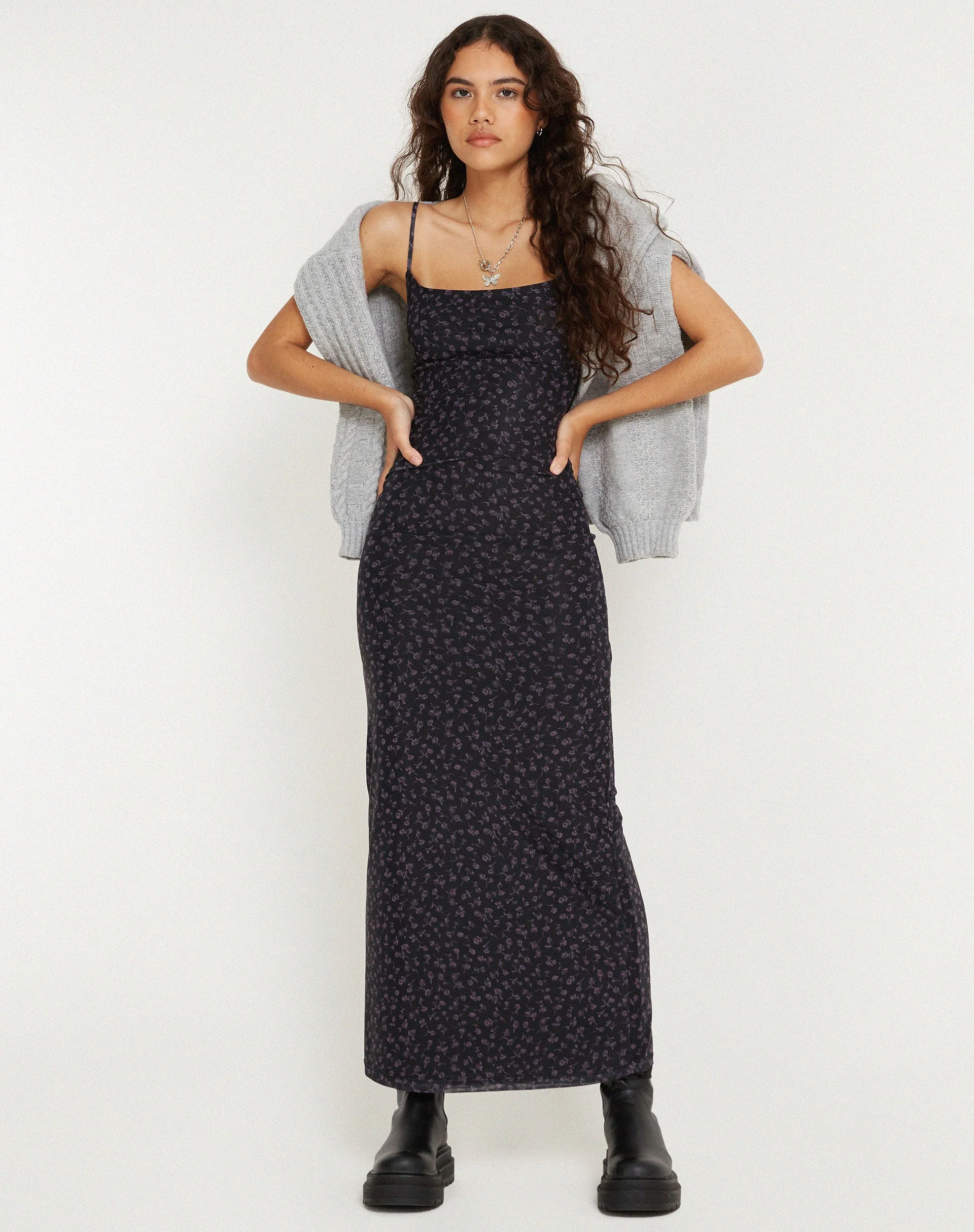 Norila Maxikleid in Dark Ditsy Rose Schwarz - Image 2