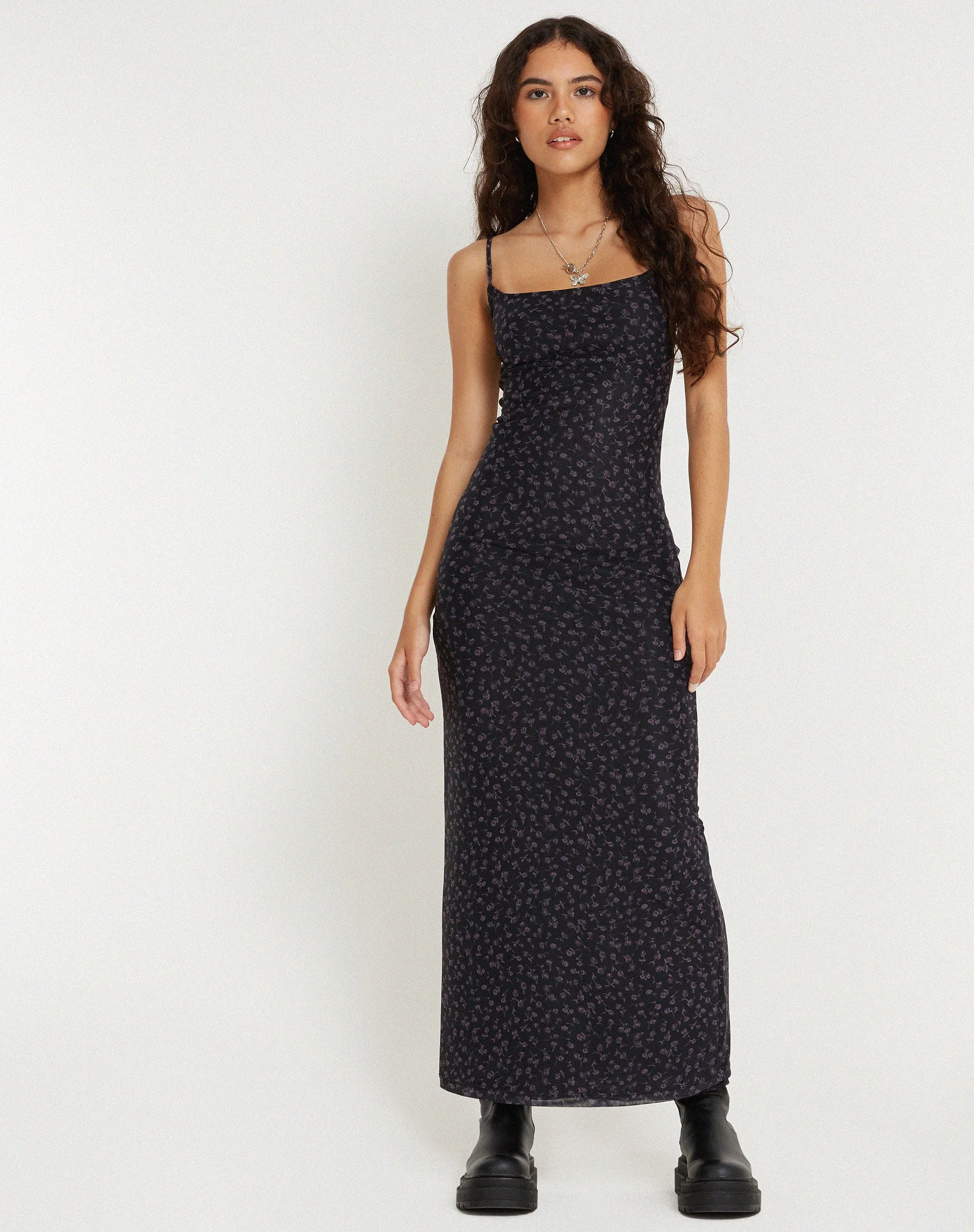 Norila Maxikleid in Dark Ditsy Rose Schwarz - Image 4