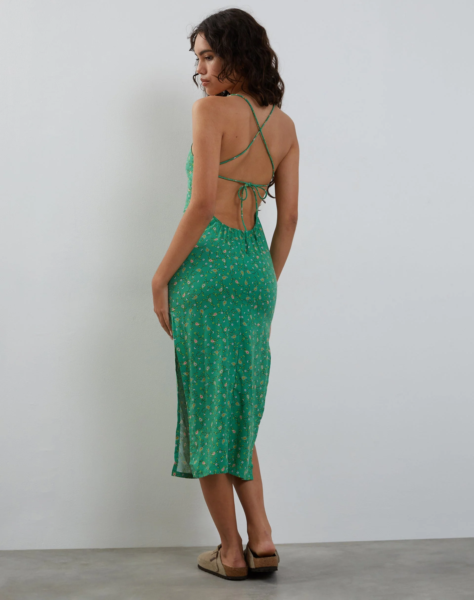 Nosita Midikleid In Paisley Fun Grün - Image 5