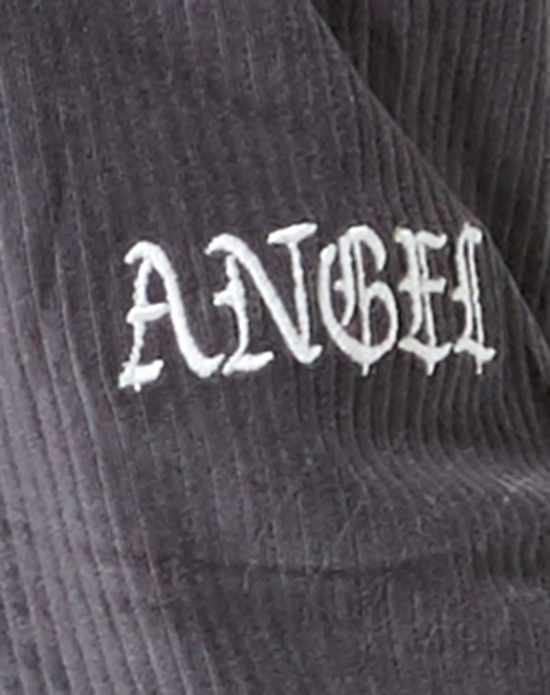 Obeli Hose in Anthrazit Grau 'Angel' Embro - Image 4