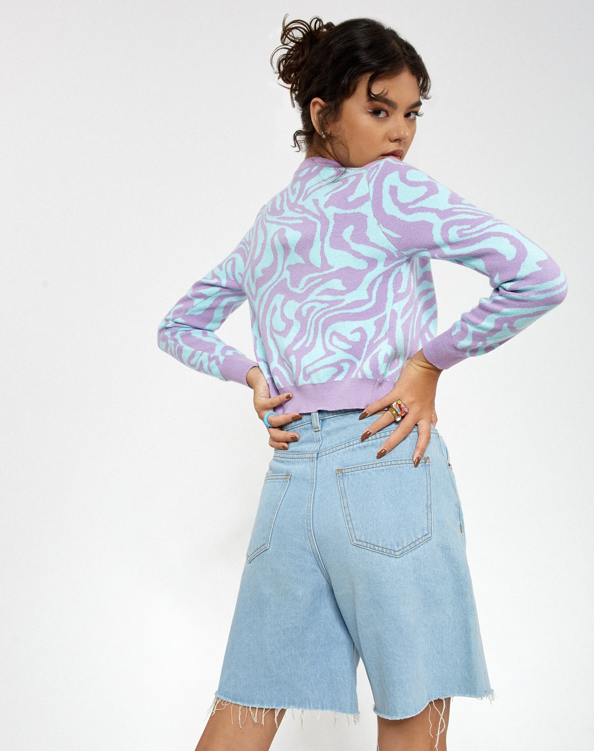 Odina Cardi in Knit Jagged Swirl Lavendel und Minze - Image 3
