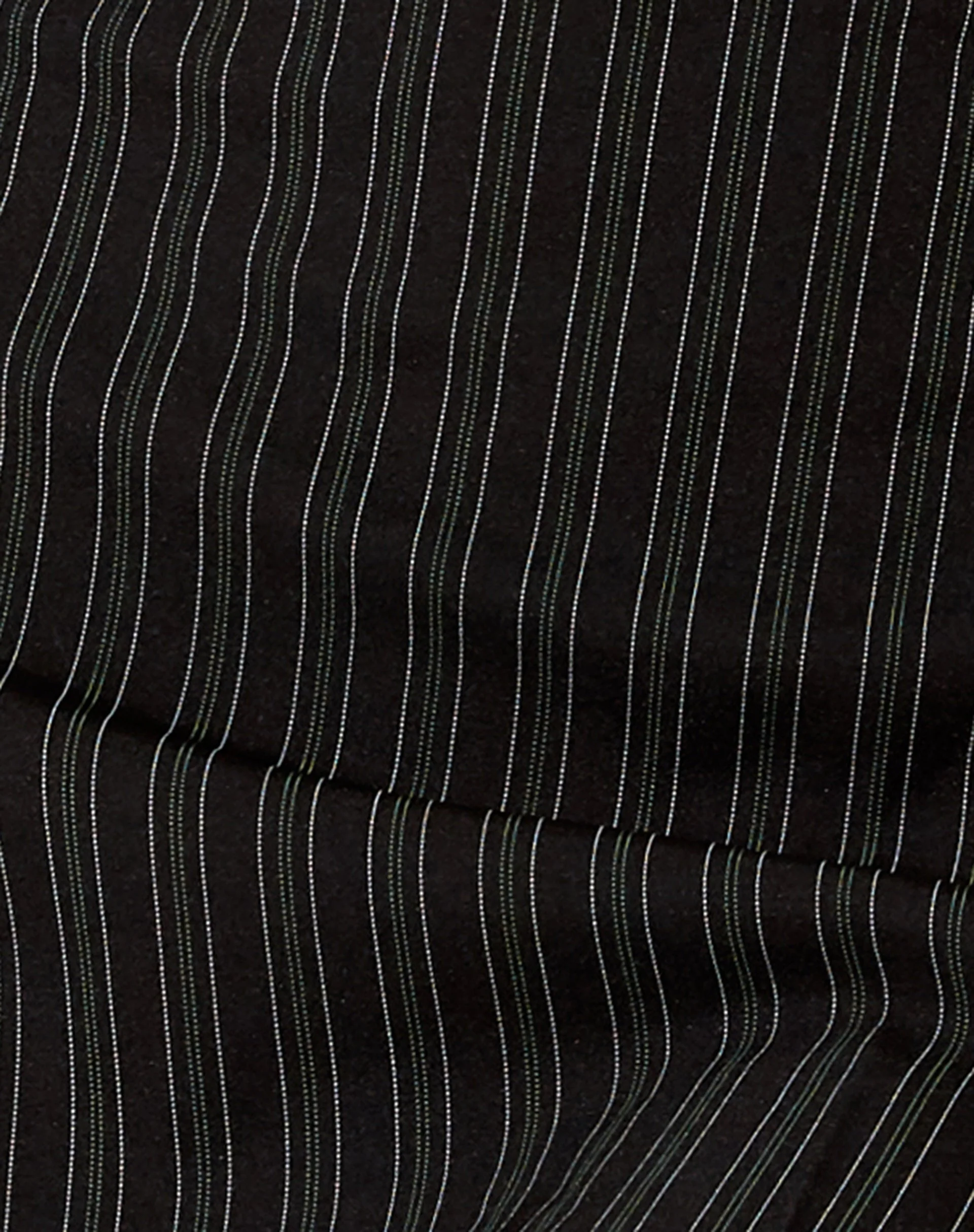 Ojjas Crop Top in unregelmäßigen Streifen Schwarz - Image 8