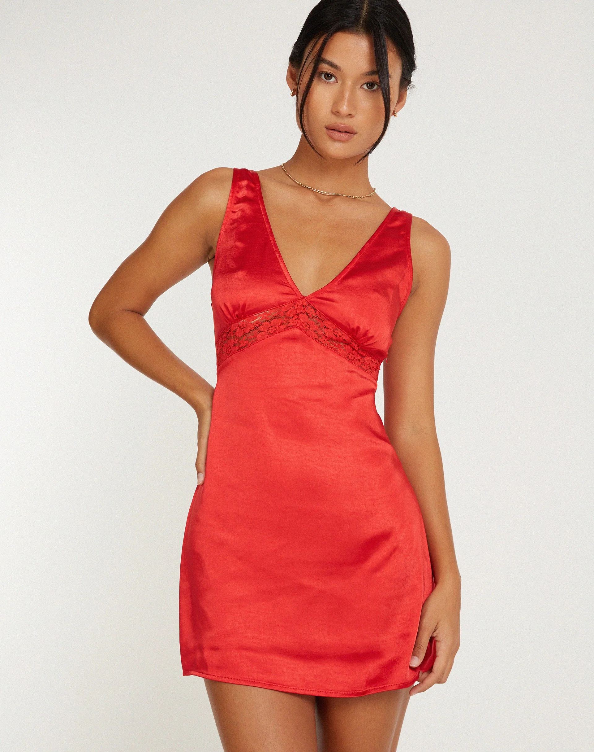 Oksana Minikleid aus rotem Satin - Image 4