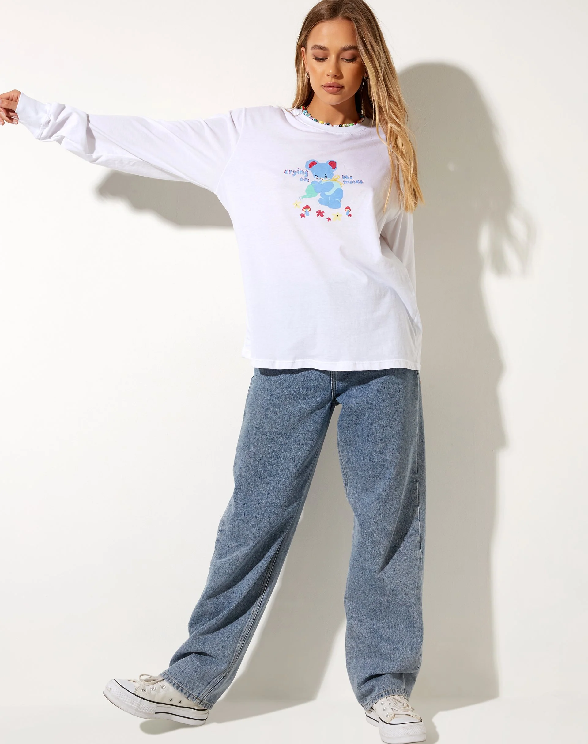 Olivia Long Sleeve Tee in Weiß Crying On The Inside - Image 5