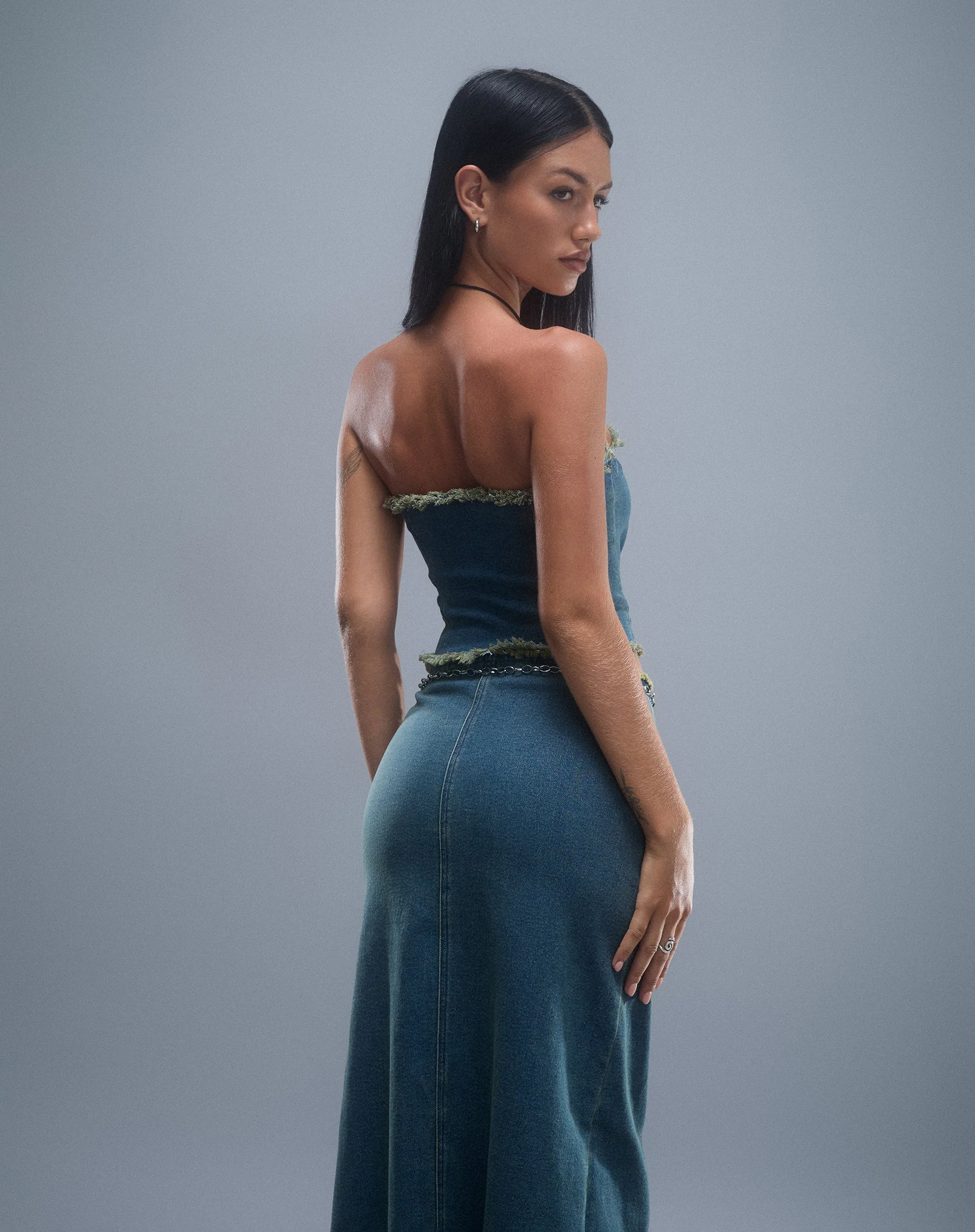 Omas Denim Bandeau Top in Braun Blau Acid Wash - Image 6