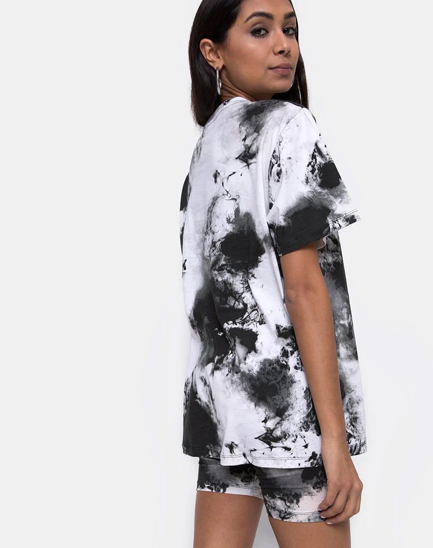Oversize Basic Tee in Mono tie Dye Schwarz und Weiß - Image 2
