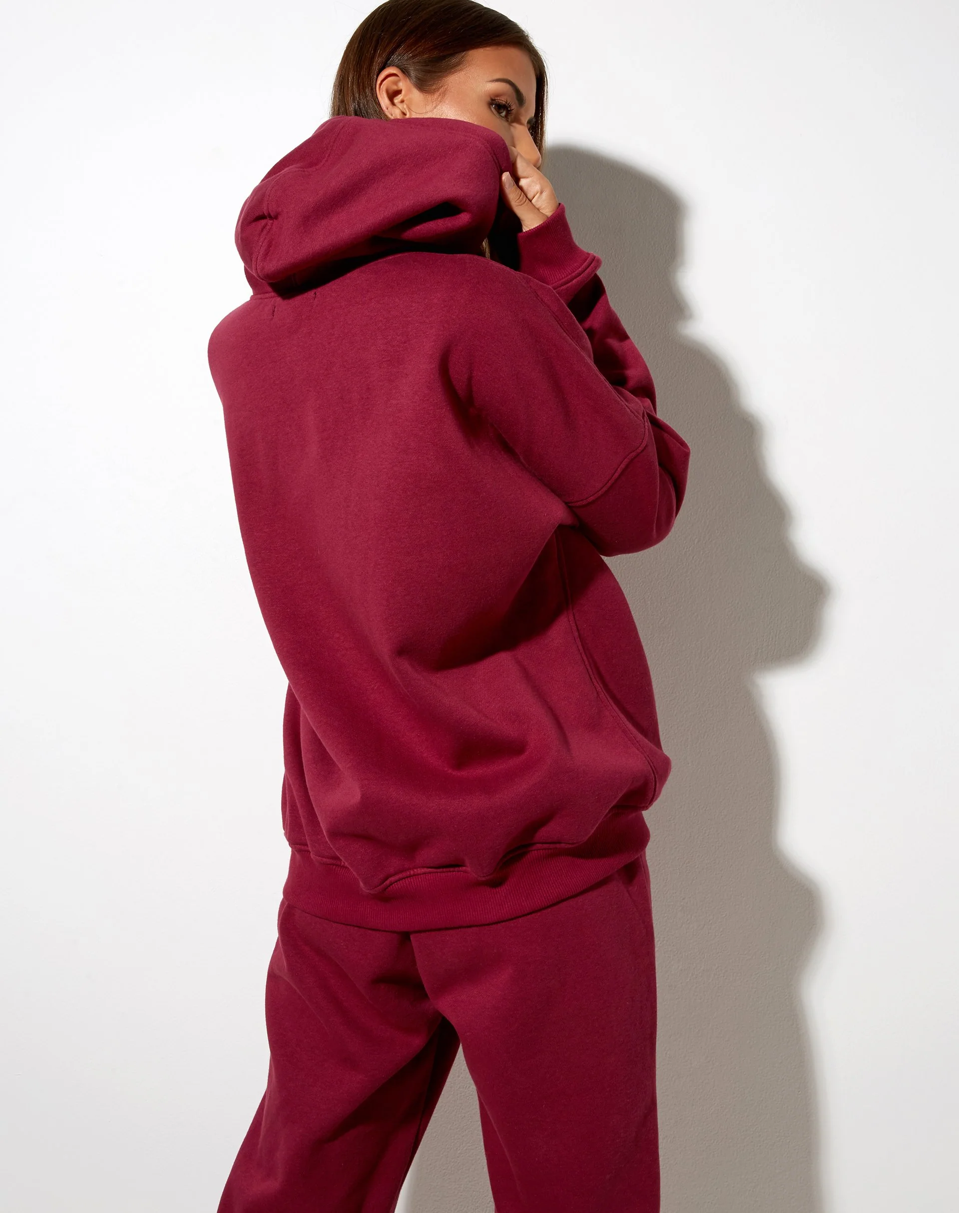 Übergroßer Kapuzenpullover mit burgunderfarbener 'Angel'-Stickerei - Image 2
