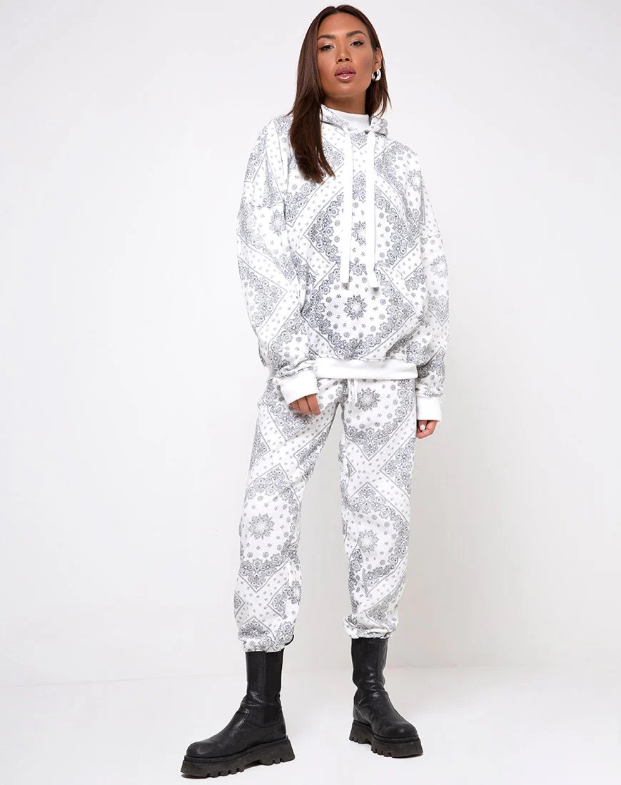Oversize-Kapuzenpulli in Bandana Ecru Platzierung - Image 6