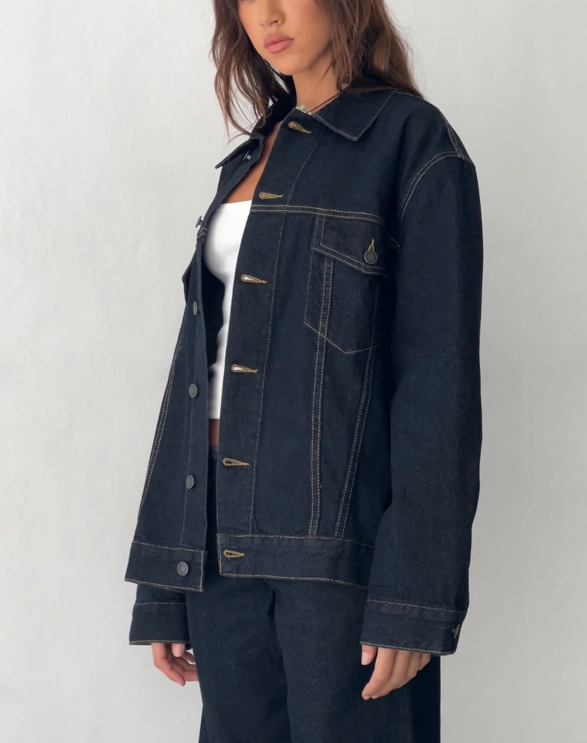 Übergroße Denim-Jacke in Indigo - Image 6