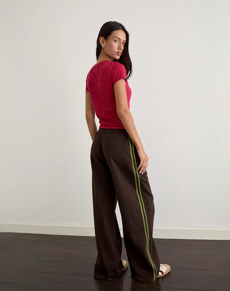 Oze Trackpant in Bitter Chocolate mit grüner Bindung und M-Stickerei - Image 4