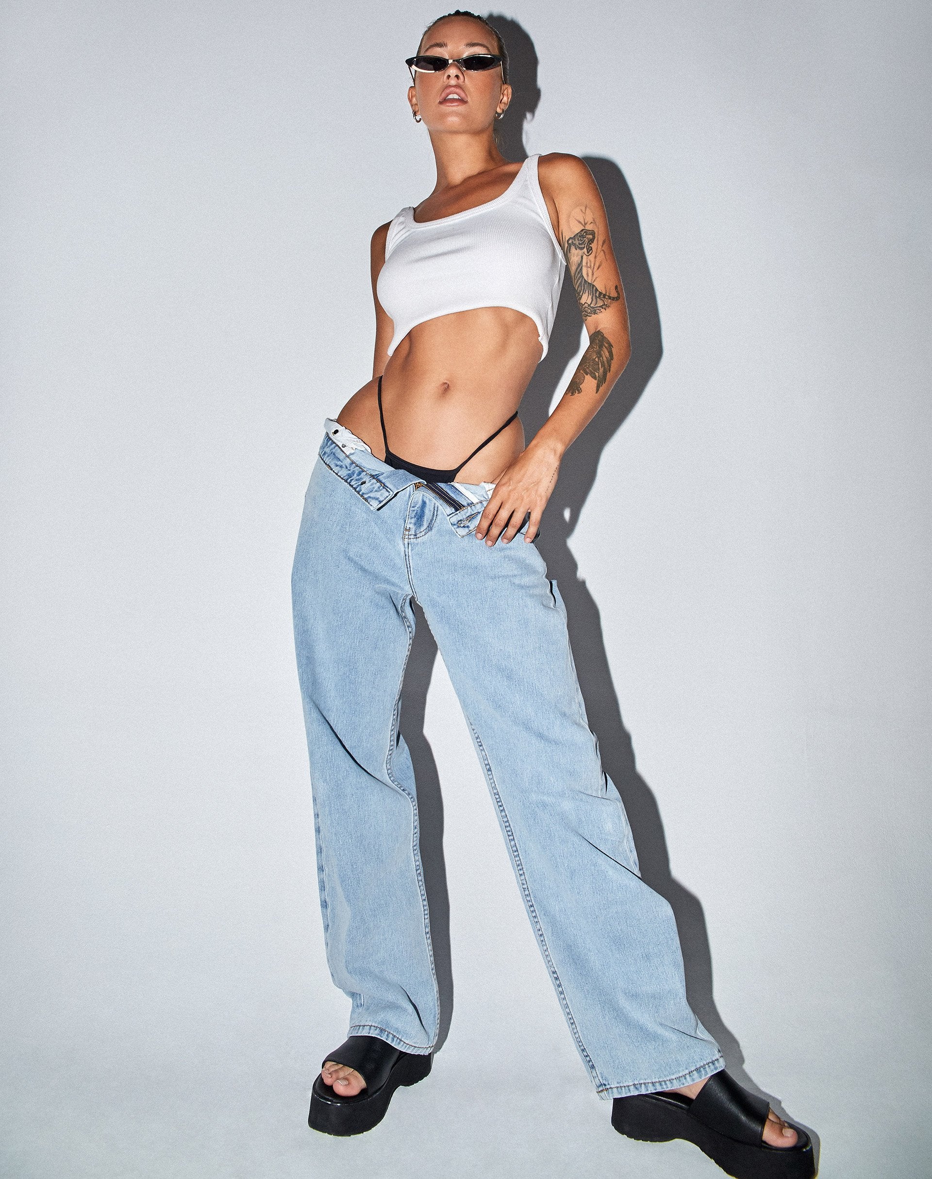 Bum Rips Parallel Jean in tonaler heller Waschung - Image 2