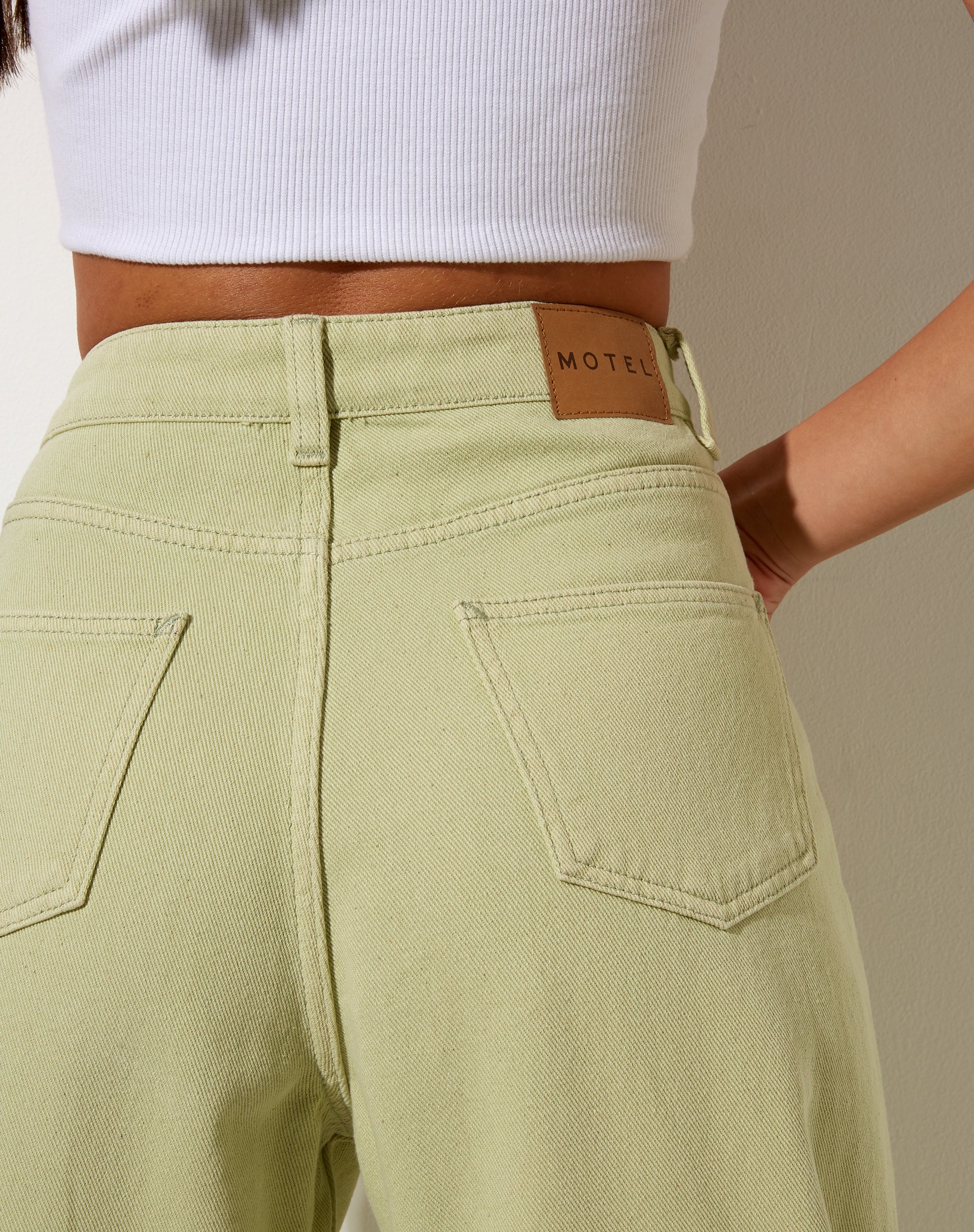Parallel Jeans in Salbei - Image 5