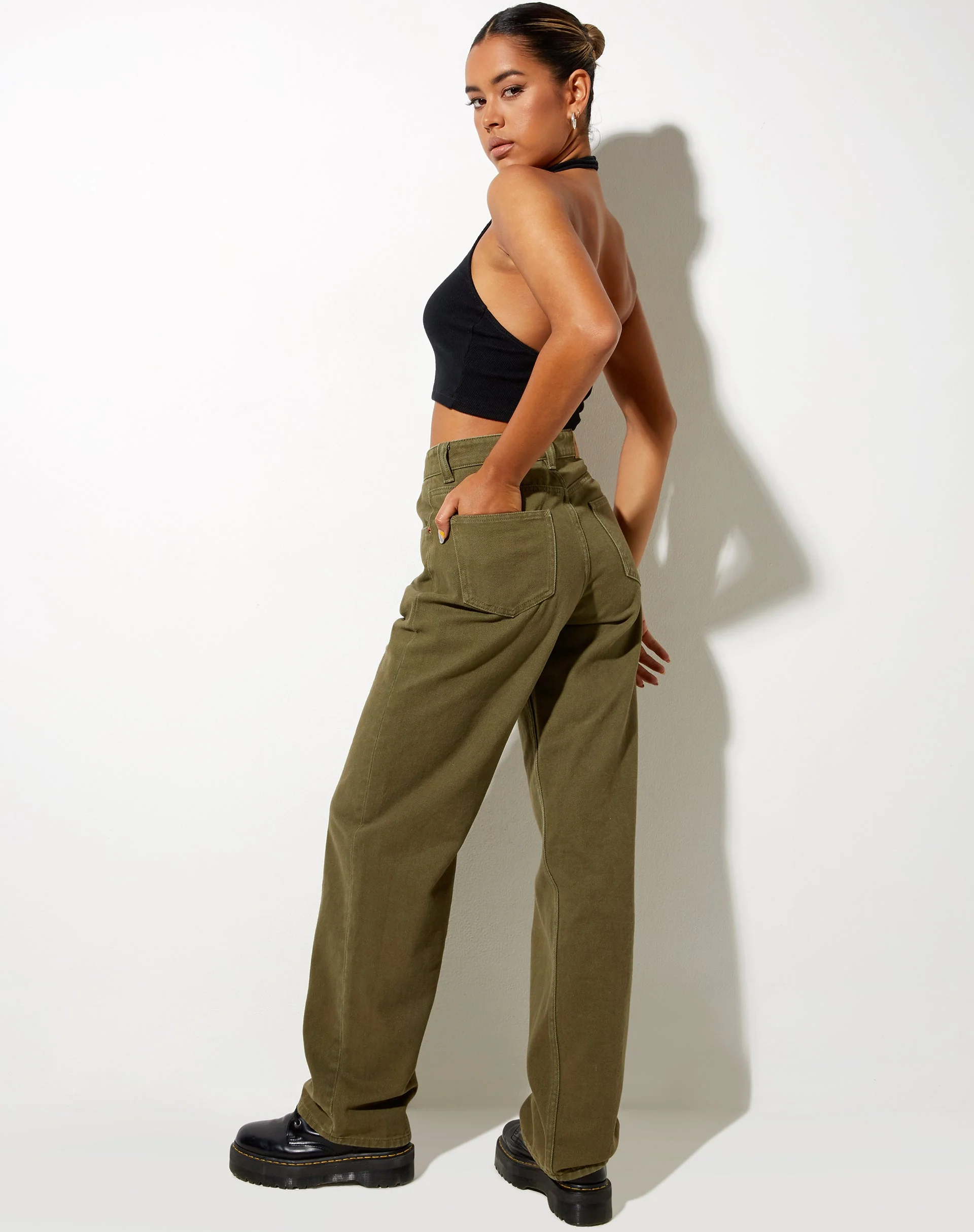 Parallel Jeans in Khaki Grün - Image 4