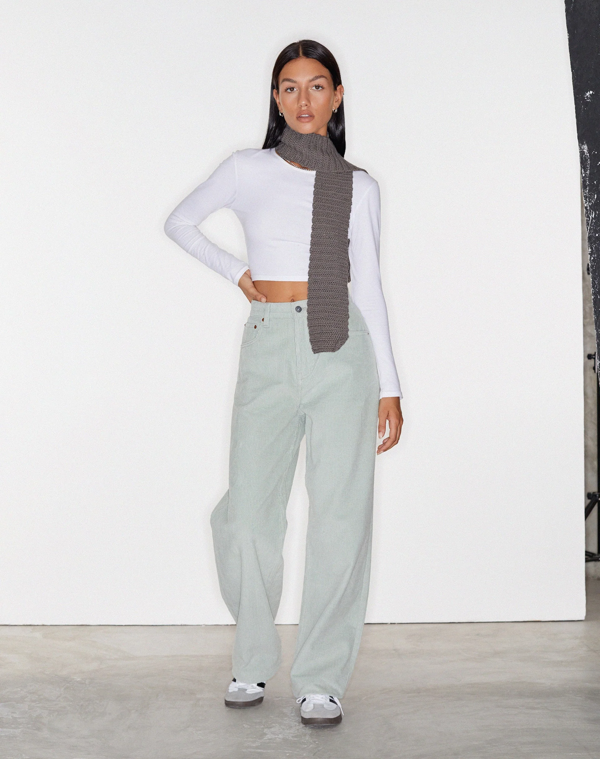 Parallel Jeans in Cord Washed Blau - Image 3
