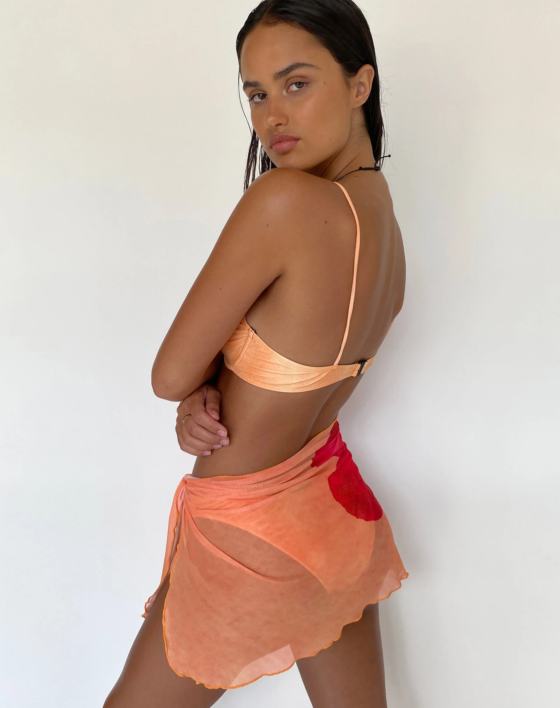 Pawon Mesh Sarong in Orange Blume - Image 3