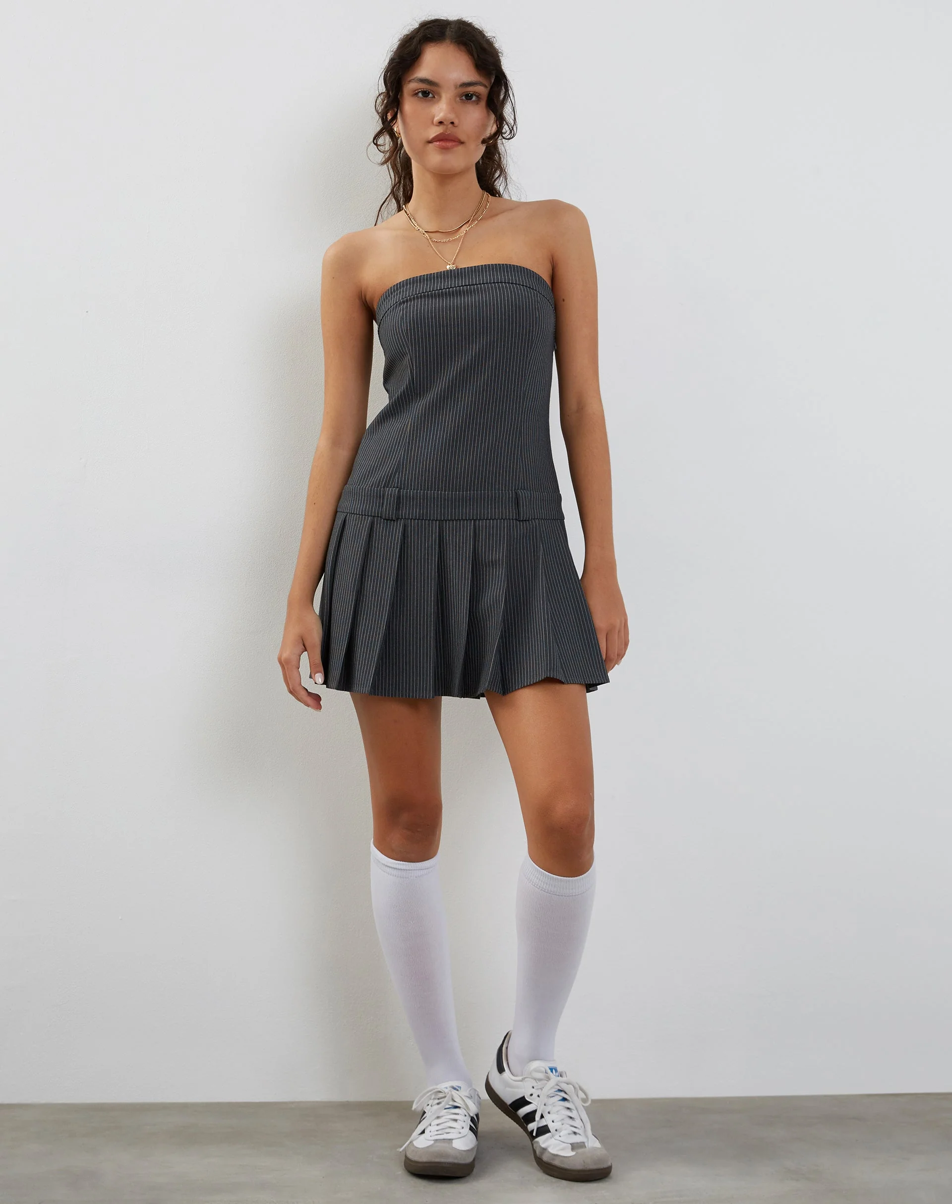Payoda Minikleid in Nadelstreifen Grau - Image 3