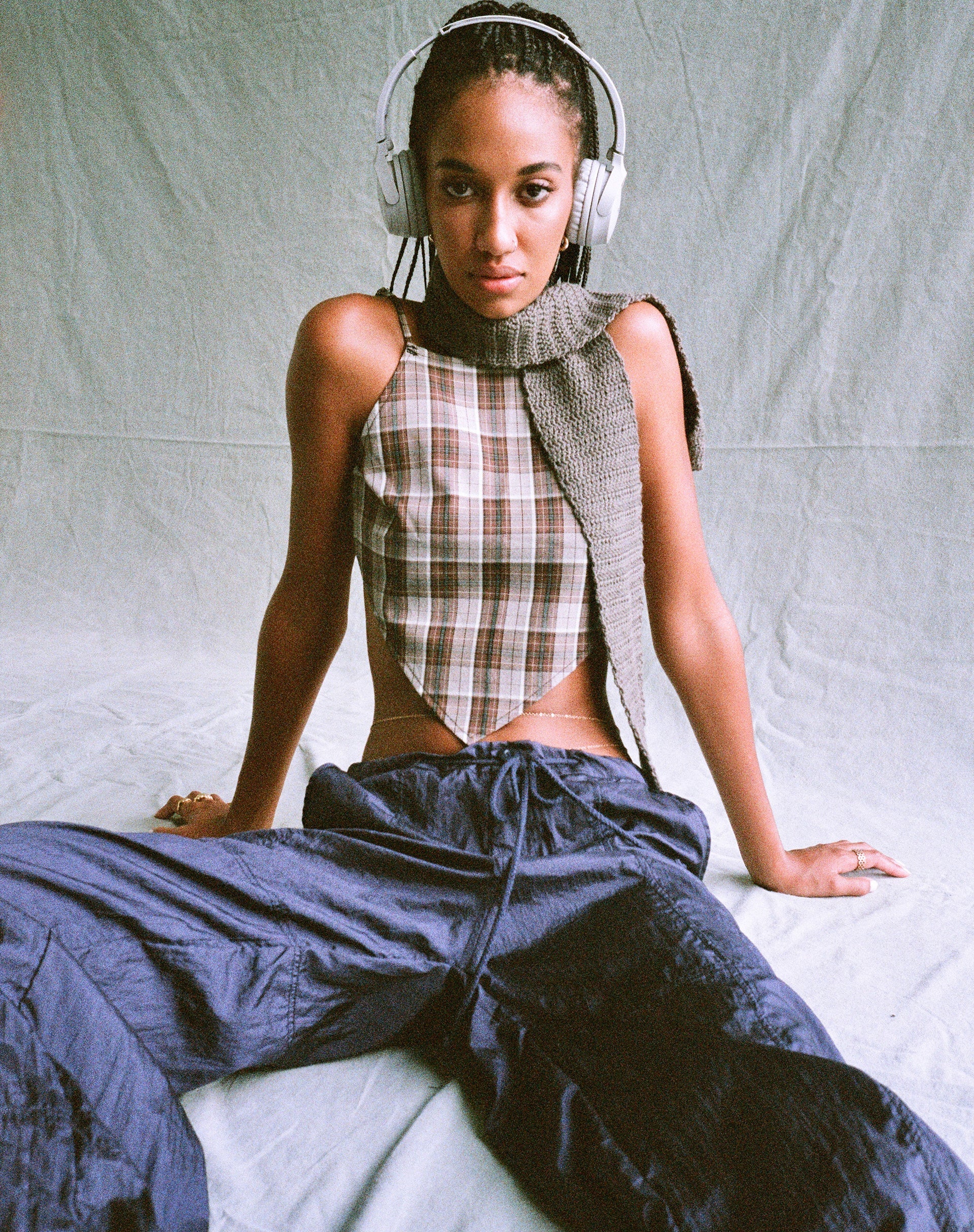 Motel x Olivia Neill Phil Hose in Parachute Navy - Image 3