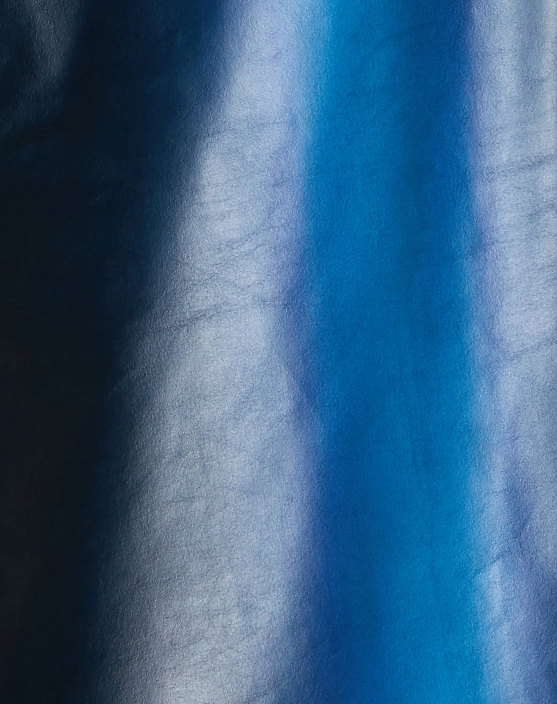 Pinara Jacke in PU Ombre Blau - Image 7