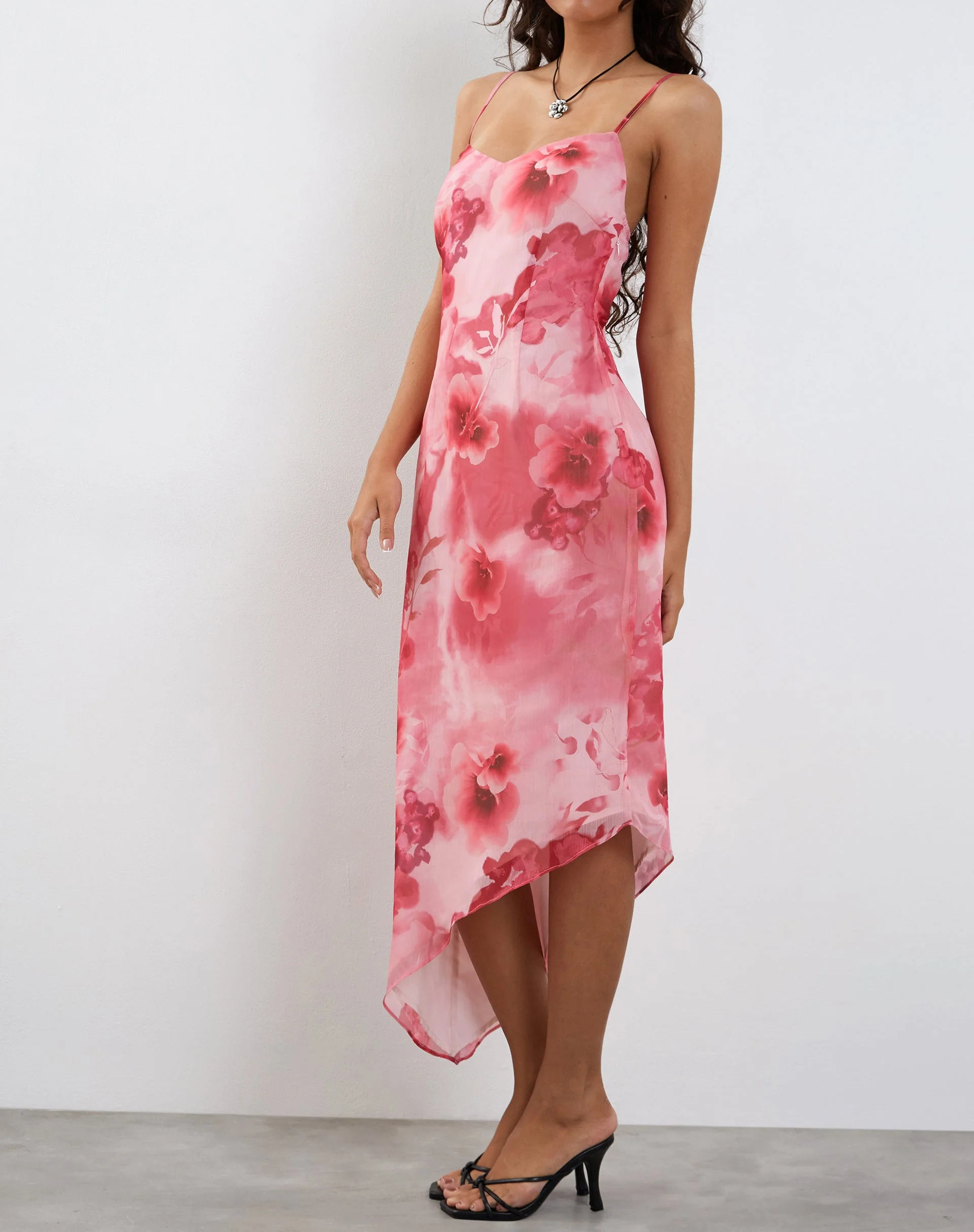 Preston Midikleid in Watercolour Floral Pink - Image 2