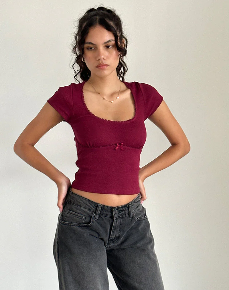 Rada Top in Rippe Burgund