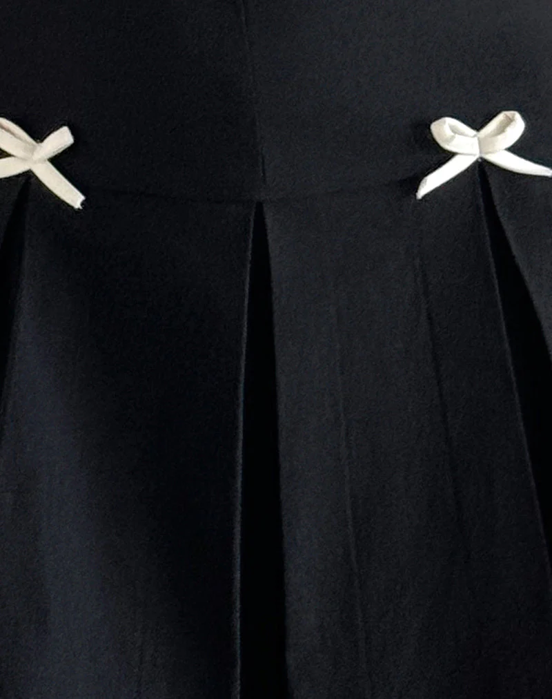 Radeta Minikleid in Schwarz mit elfenbeinfarbenen Schleifen - Image 5