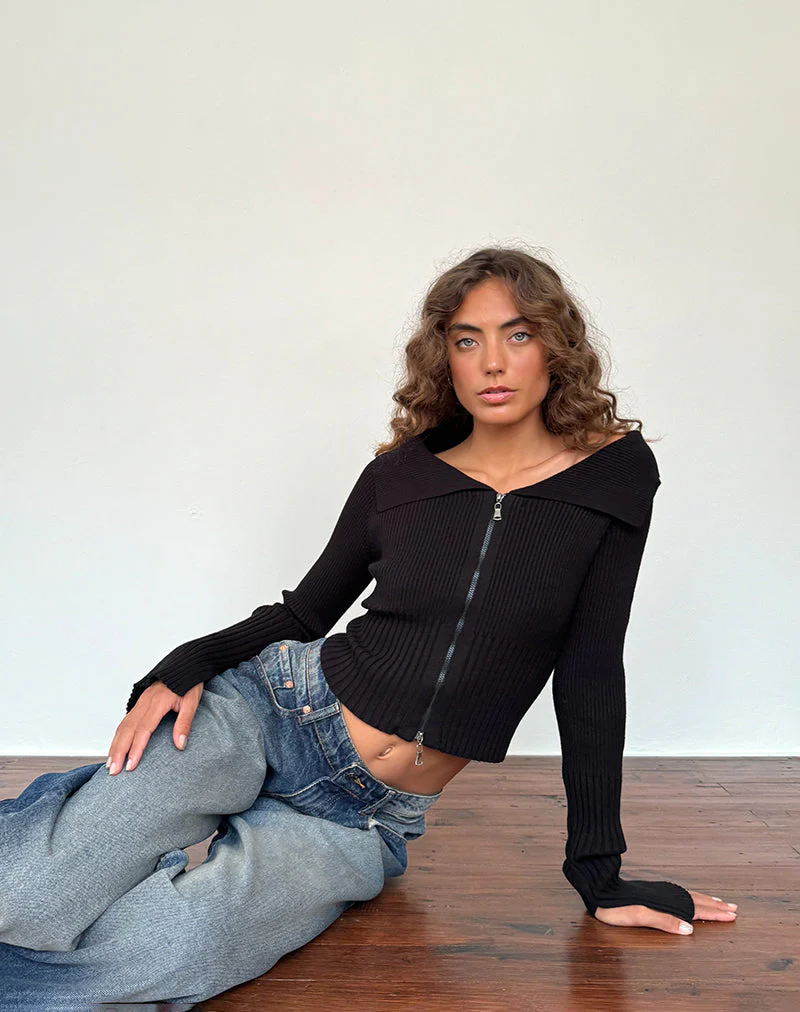 Radia Langärmeliger schulterfreier Pullover mit Reißverschluss in Schwarz
