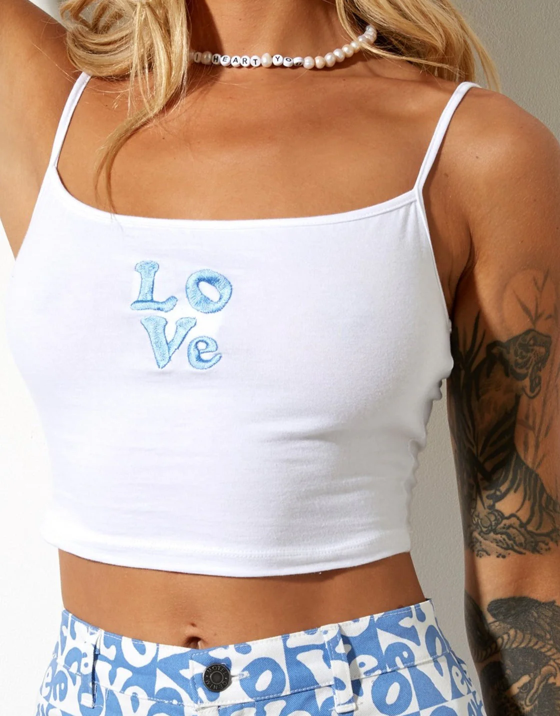Rawi Crop Top in Weiß Liebe