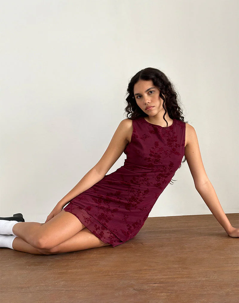 Renata Minikleid aus beflockter botanischer Blume Maroon