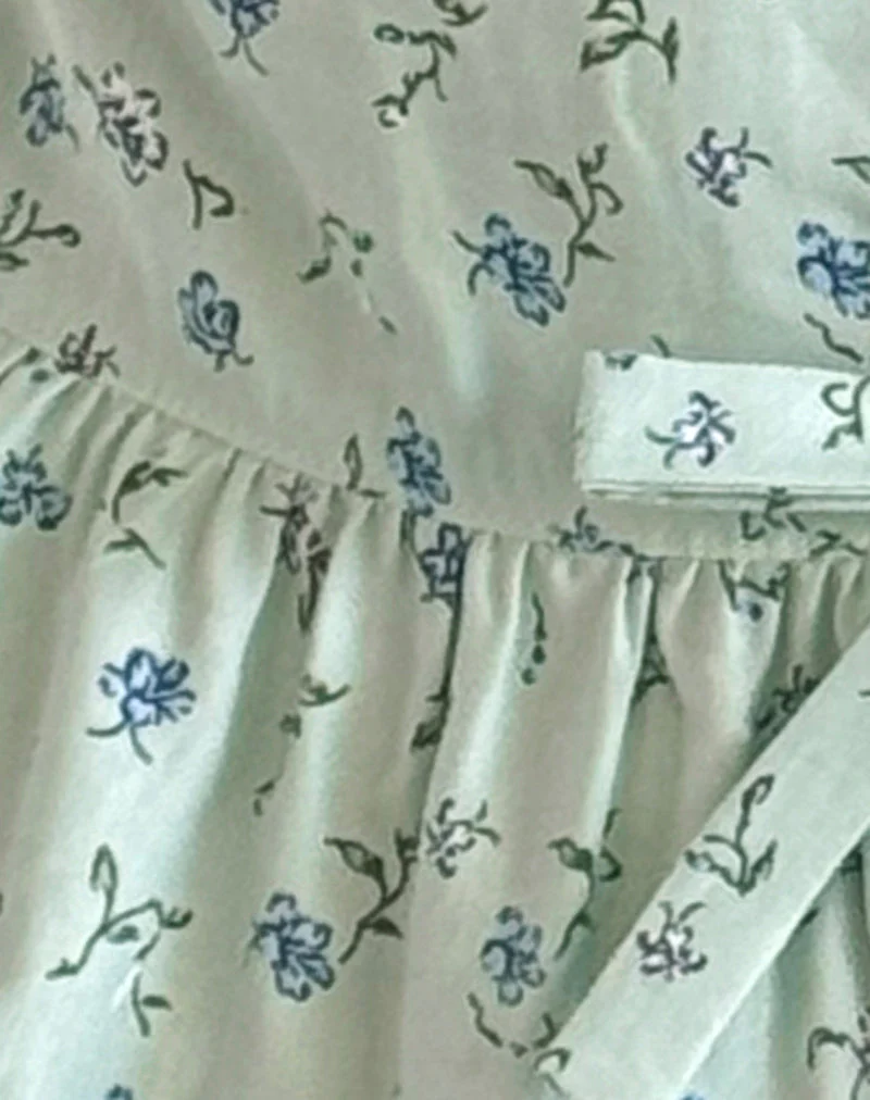 Revata Tie Front Top in hübschem Blütengrün - Image 5